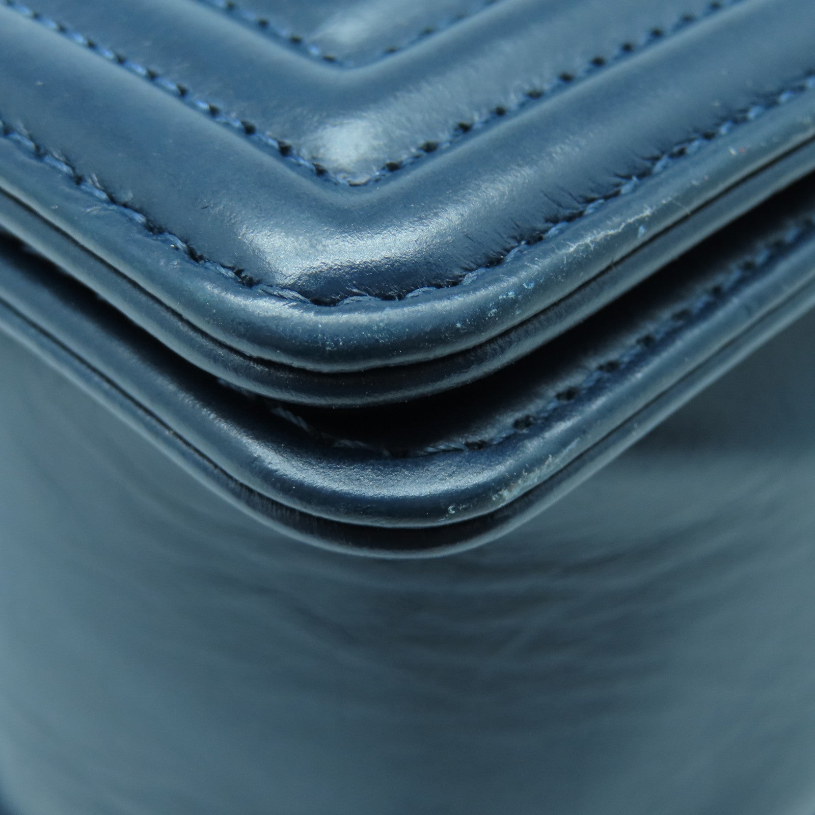 CHANEL 【激減優惠】菱格牛皮皮革Chain Shoulder金扣鏈帶肩背袋藍色