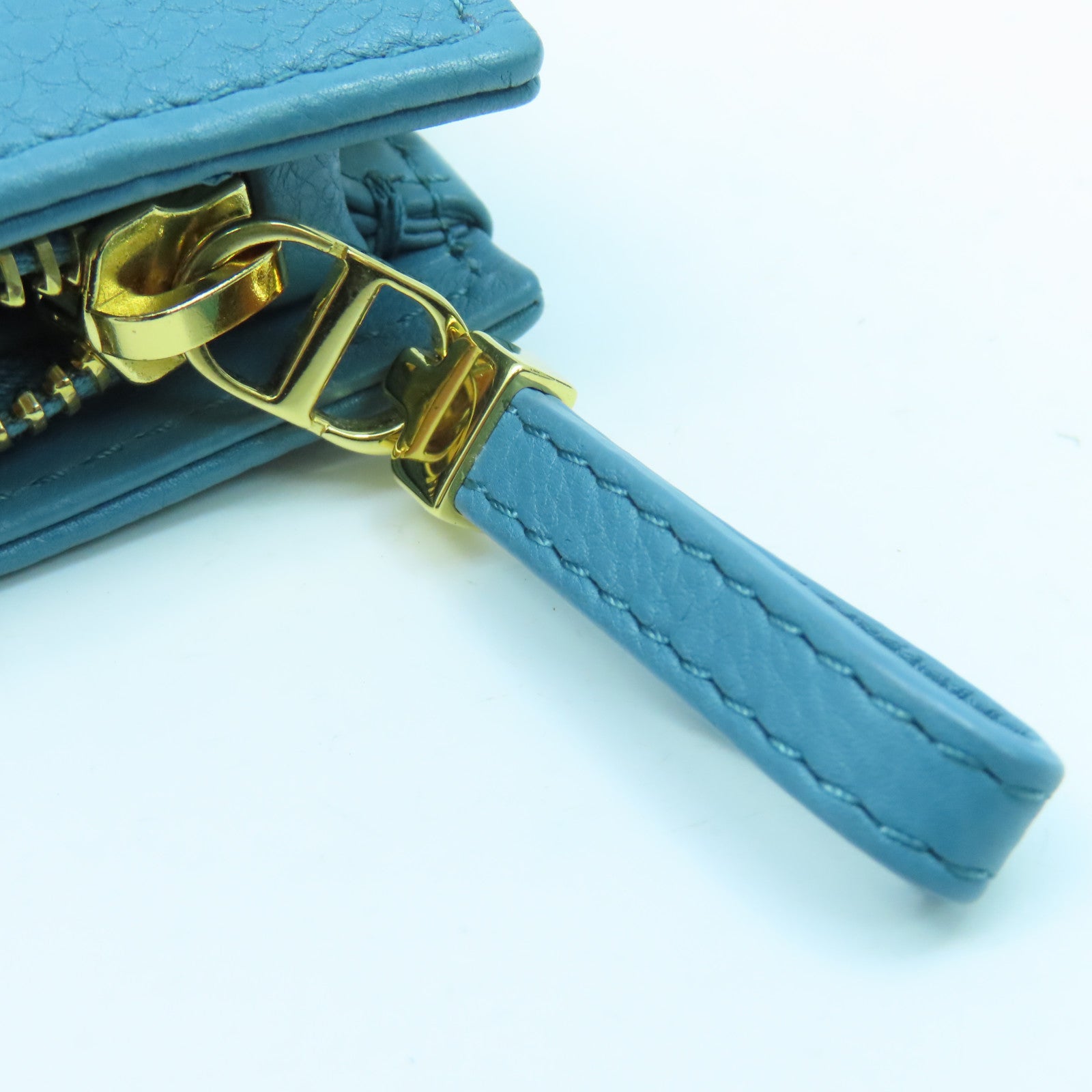 Dior cowhide leather Chain Shoulder gold buckle chain shoulder bag blue