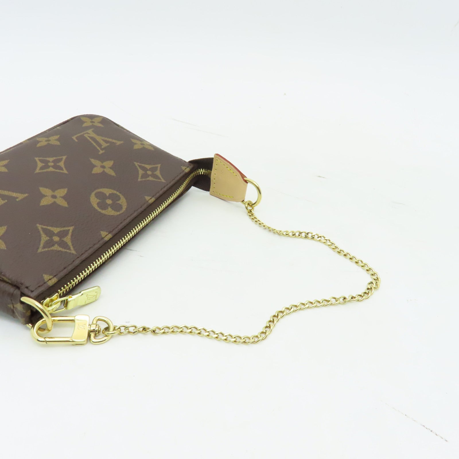 LOUIS VUITTON Monogram Mini Pochette Accessoires金扣手挽袋啡色