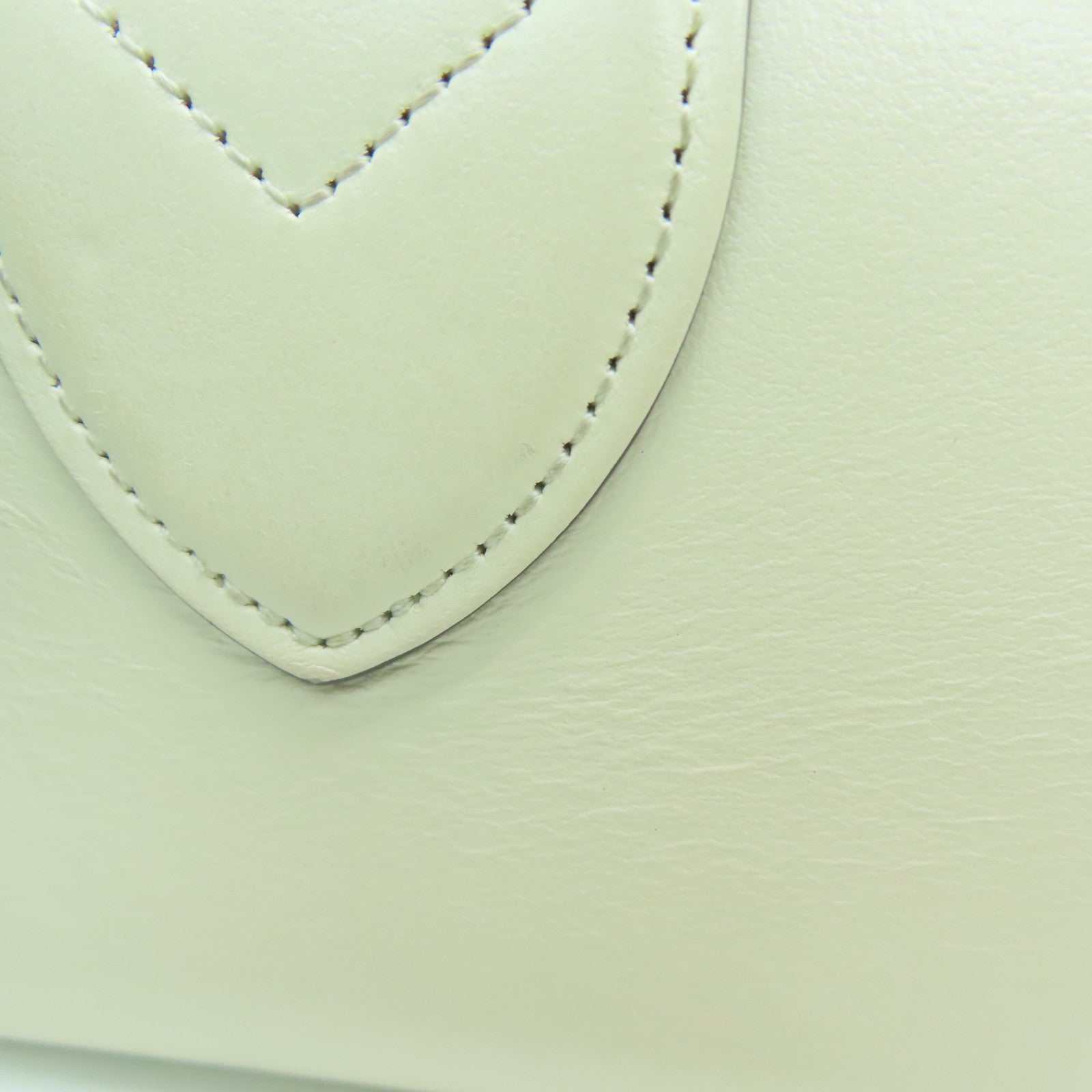 LOUIS VUITTON 【激减优惠】牛皮皮革Point 9 Small Wallet金扣钱包白色