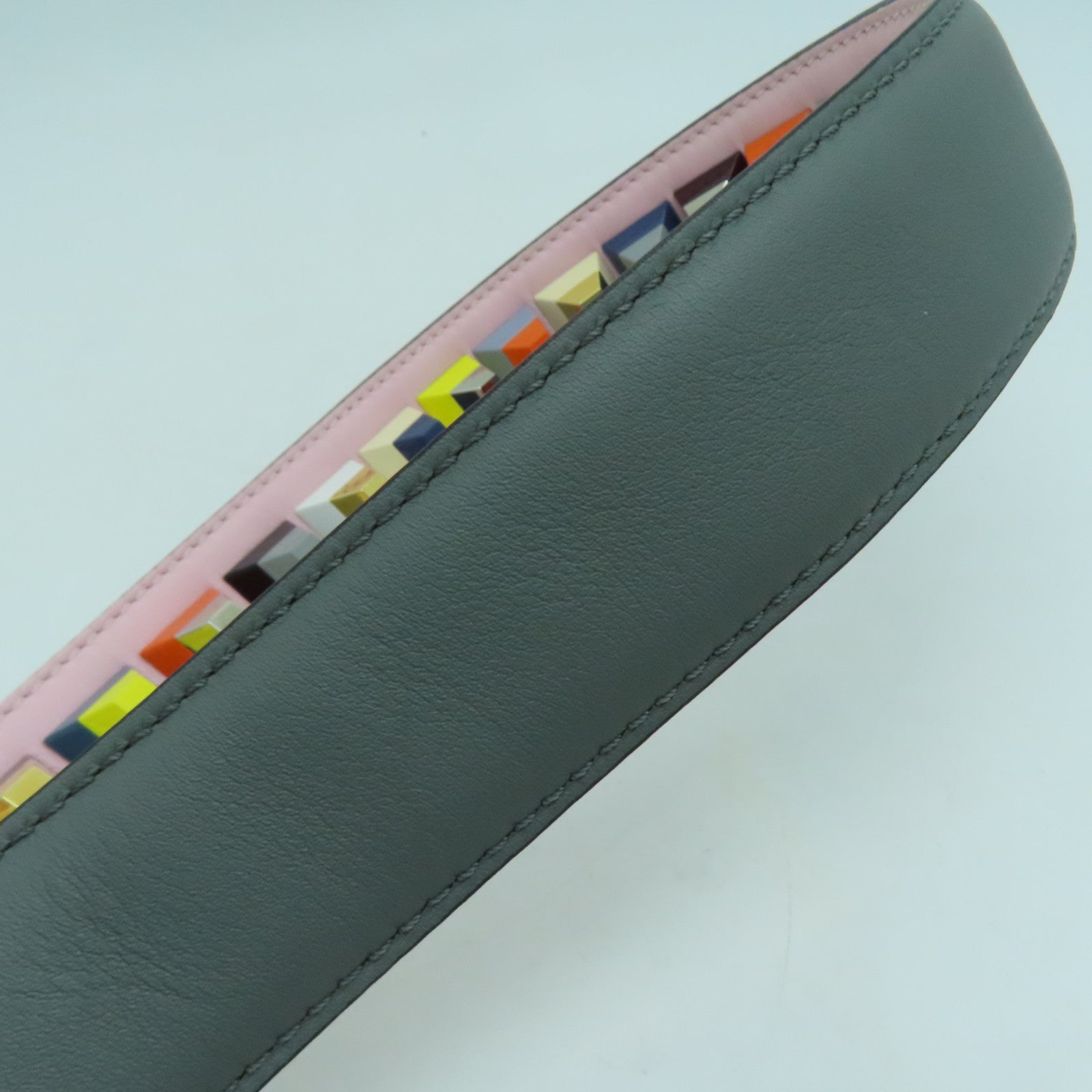 FENDI 牛皮皮革Shoulder Strap银扣肩背带粉红色