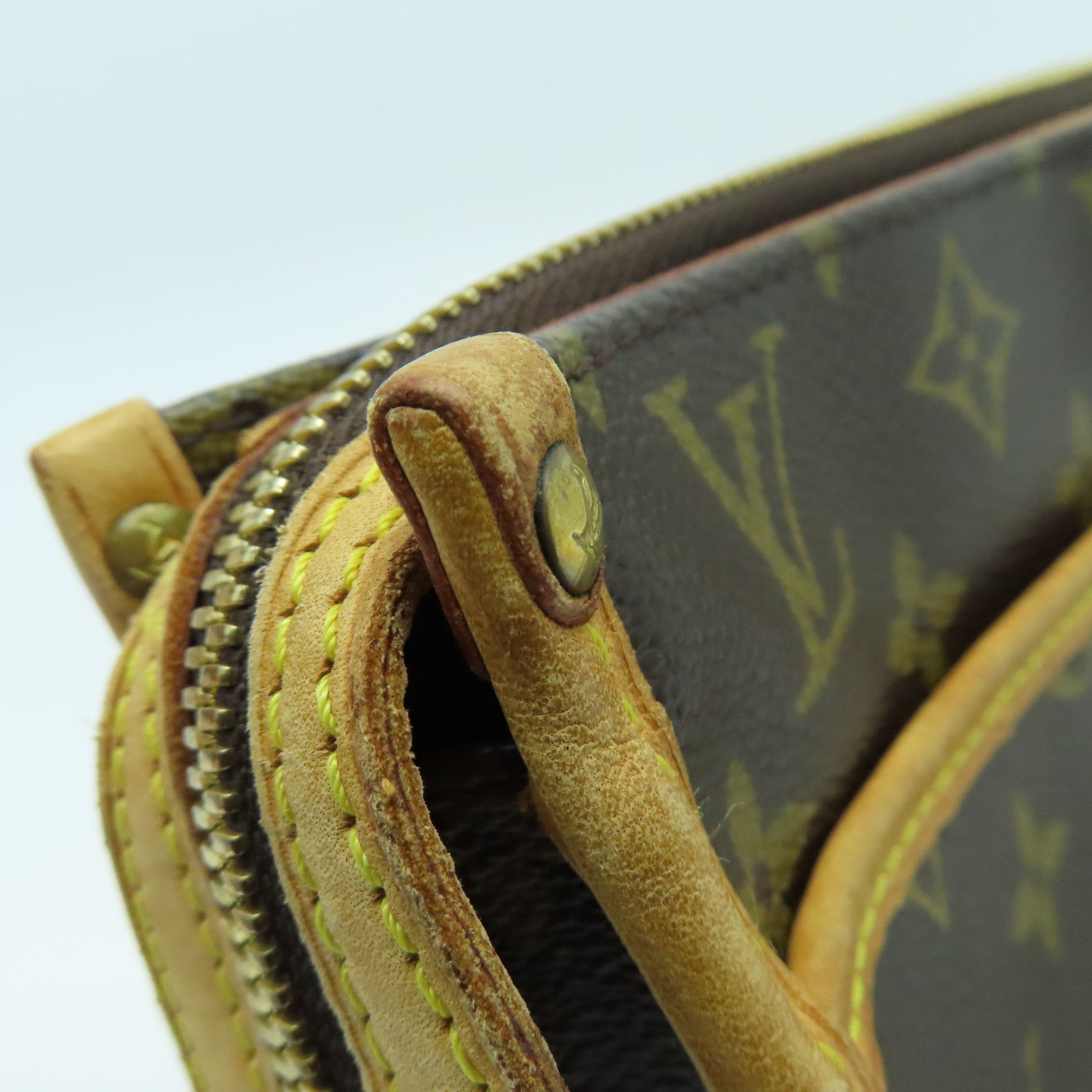 LOUIS VUITTON Monogram Popincourt Long金扣肩背袋啡色