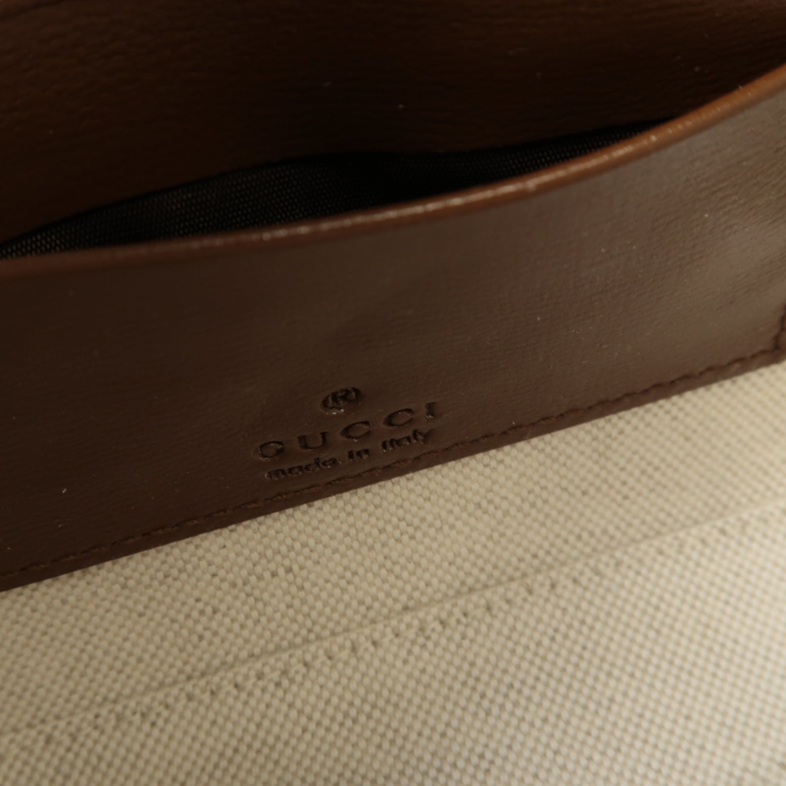 GUCCI 塗層帆布Shoulder Bag金扣肩背袋棕色