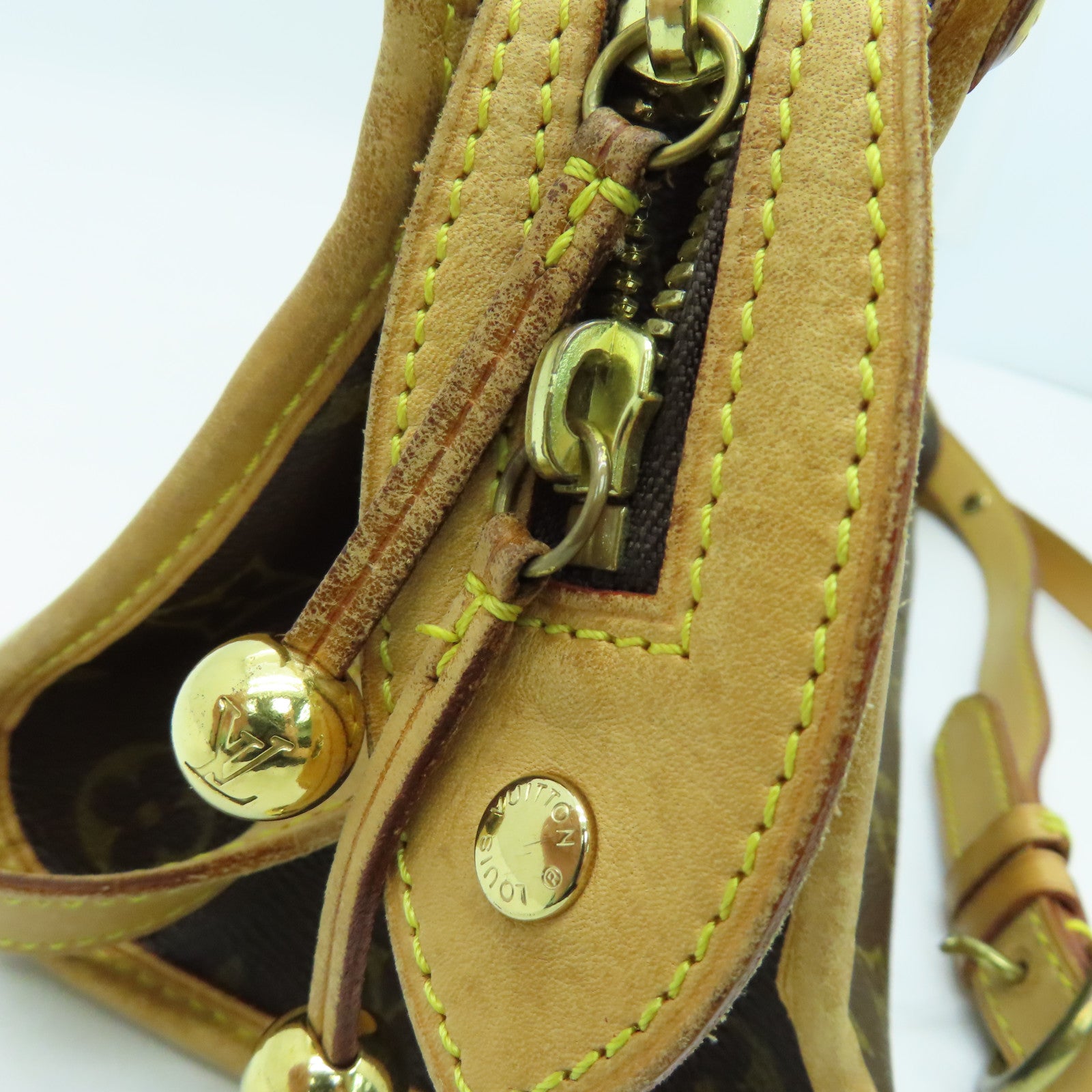 LOUIS VUITTON Monogram Popincourt Long金扣肩背袋啡色