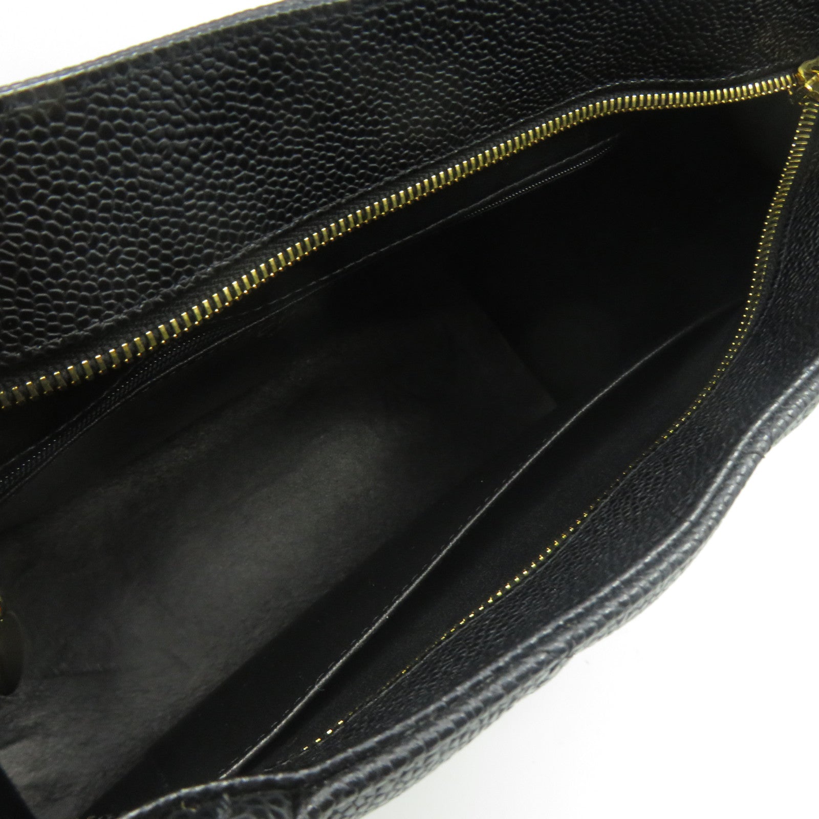CHANEL 菱格Caviar皮革Vintage Bag金扣肩背袋黑色