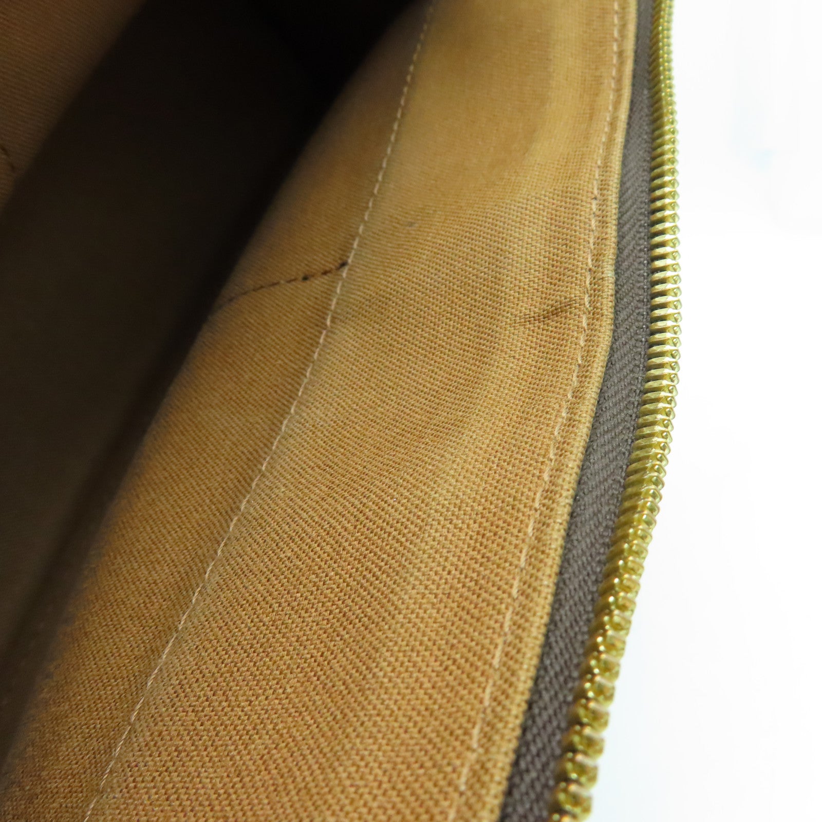 LOUIS VUITTON Monogram Popincourt Long金扣肩背袋啡色