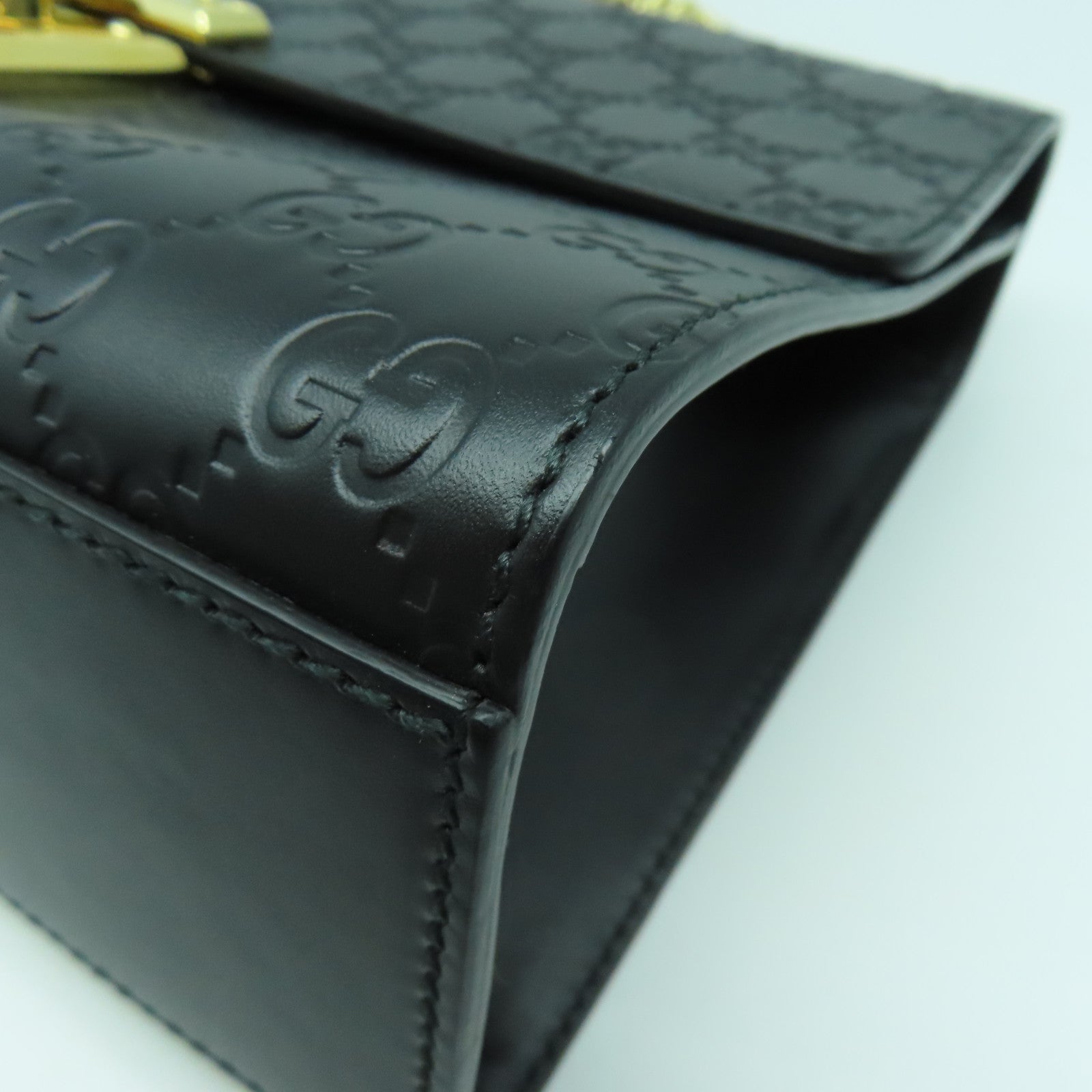 GUCCI 牛皮皮革Shoulder Bag金扣鏈帶肩背袋黑色