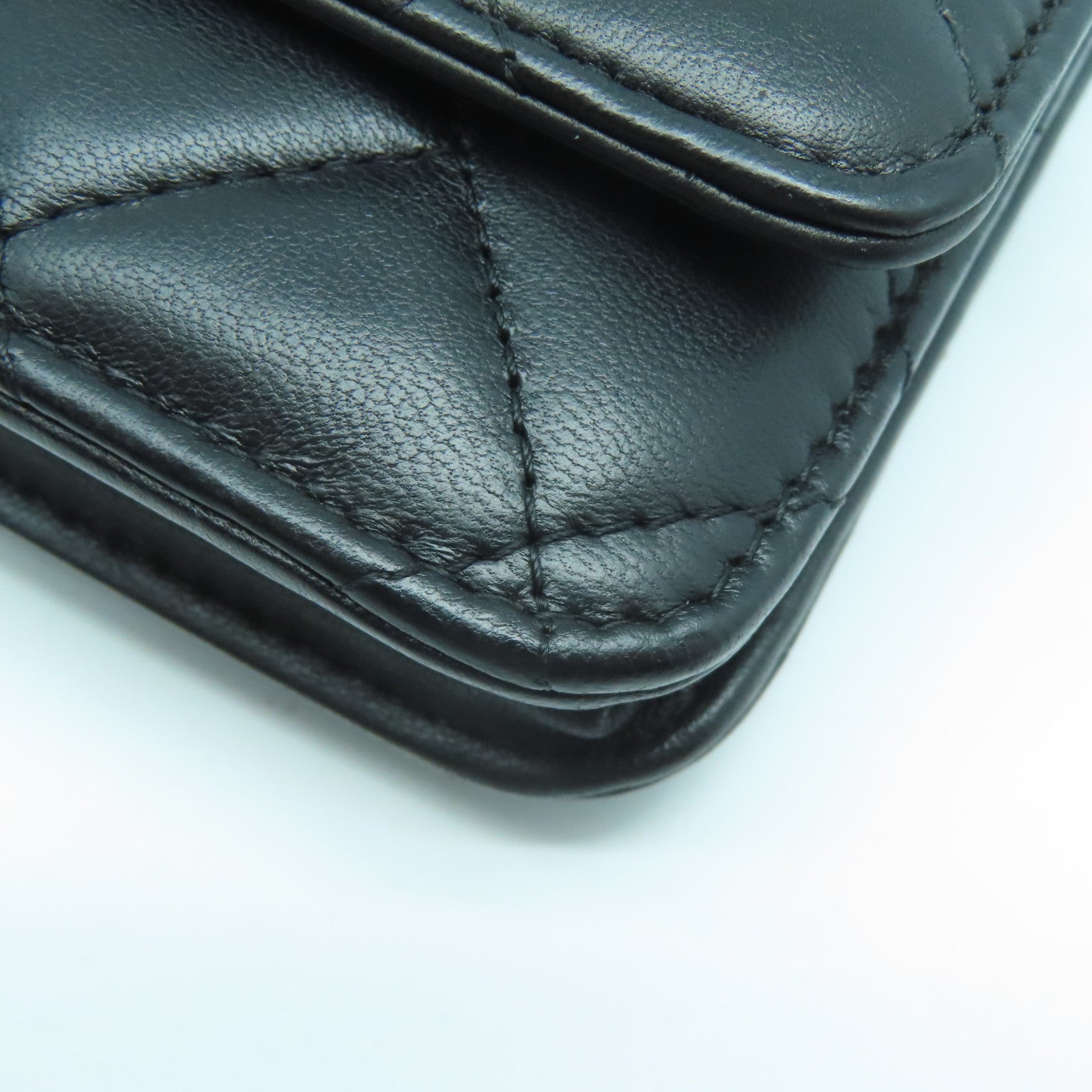 CHANEL 菱格羊皮皮革WOC Shoulder Bag金扣鏈帶肩背袋黑色