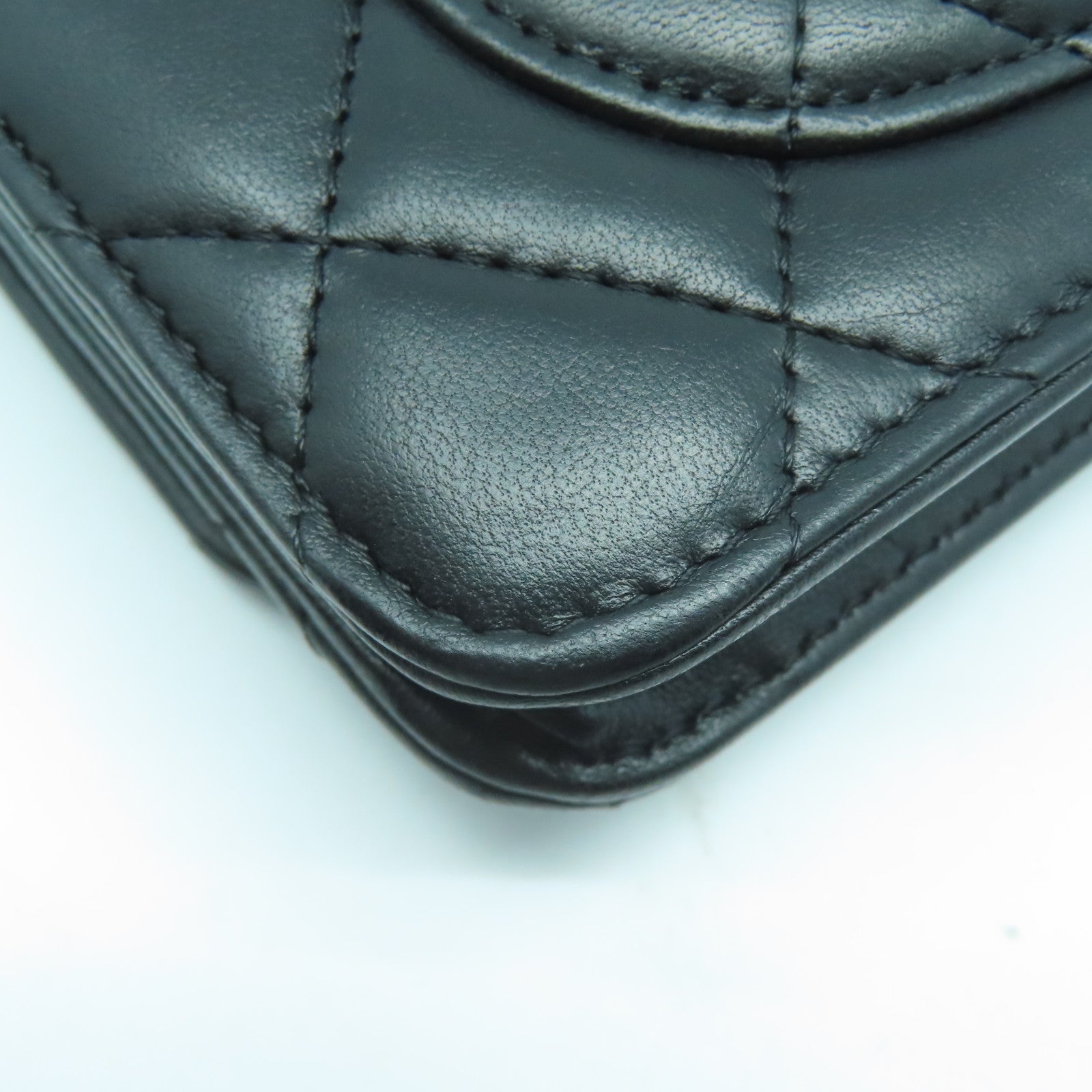 CHANEL 菱格羊皮皮革WOC Shoulder Bag金扣鏈帶肩背袋黑色