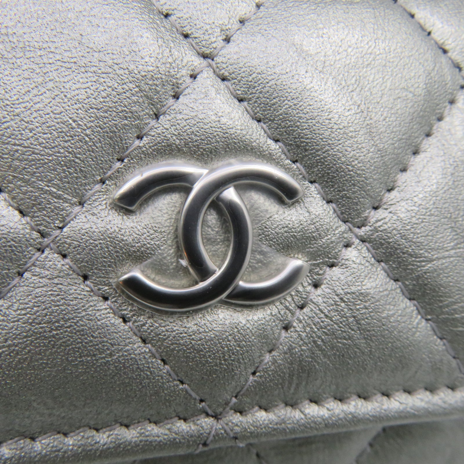 CHANEL 菱格羊皮皮革Chain Card Holder银扣卡片套银色