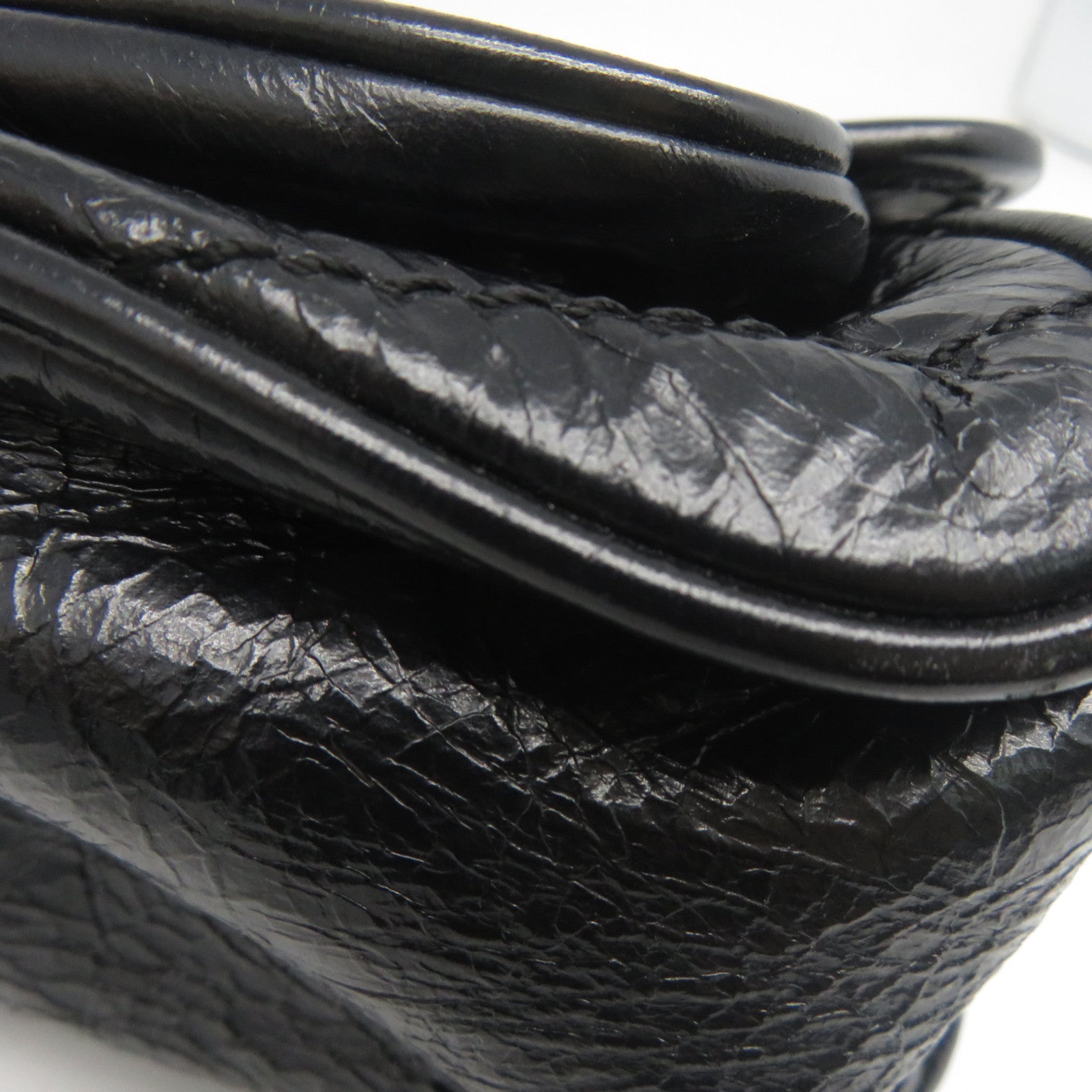 SAINT LAURENT 牛皮皮革Niki Medium銀扣鏈帶肩背袋黑色
