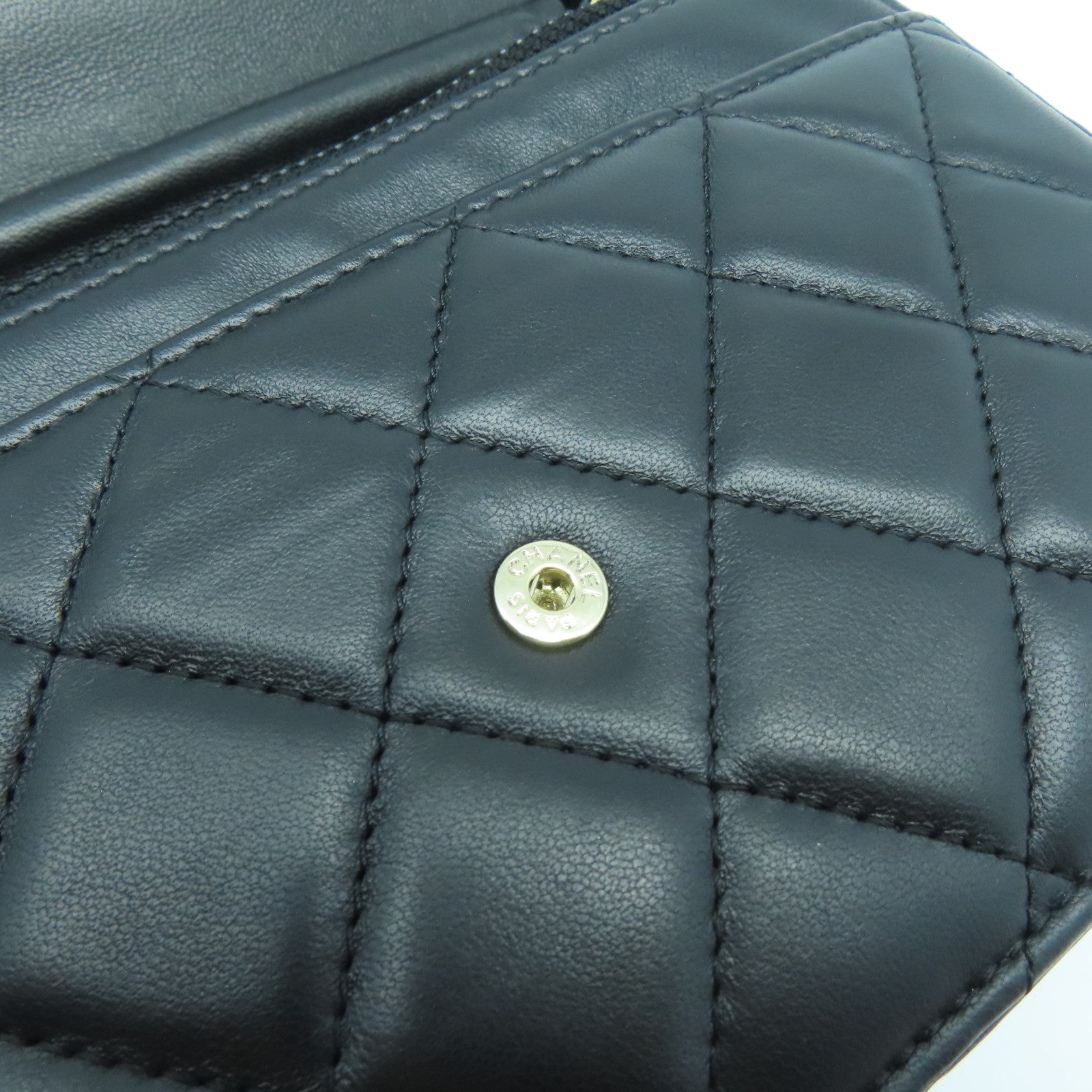 CHANEL 菱格羊皮皮革WOC Shoulder Bag金扣鏈帶肩背袋黑色