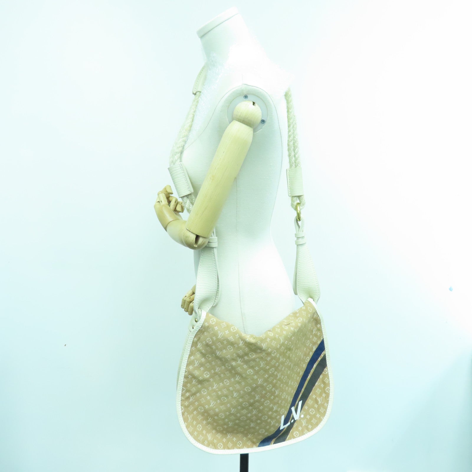 LOUIS VUITTON Monogram idylle Shoulder Bag gold buckle shoulder bag brown