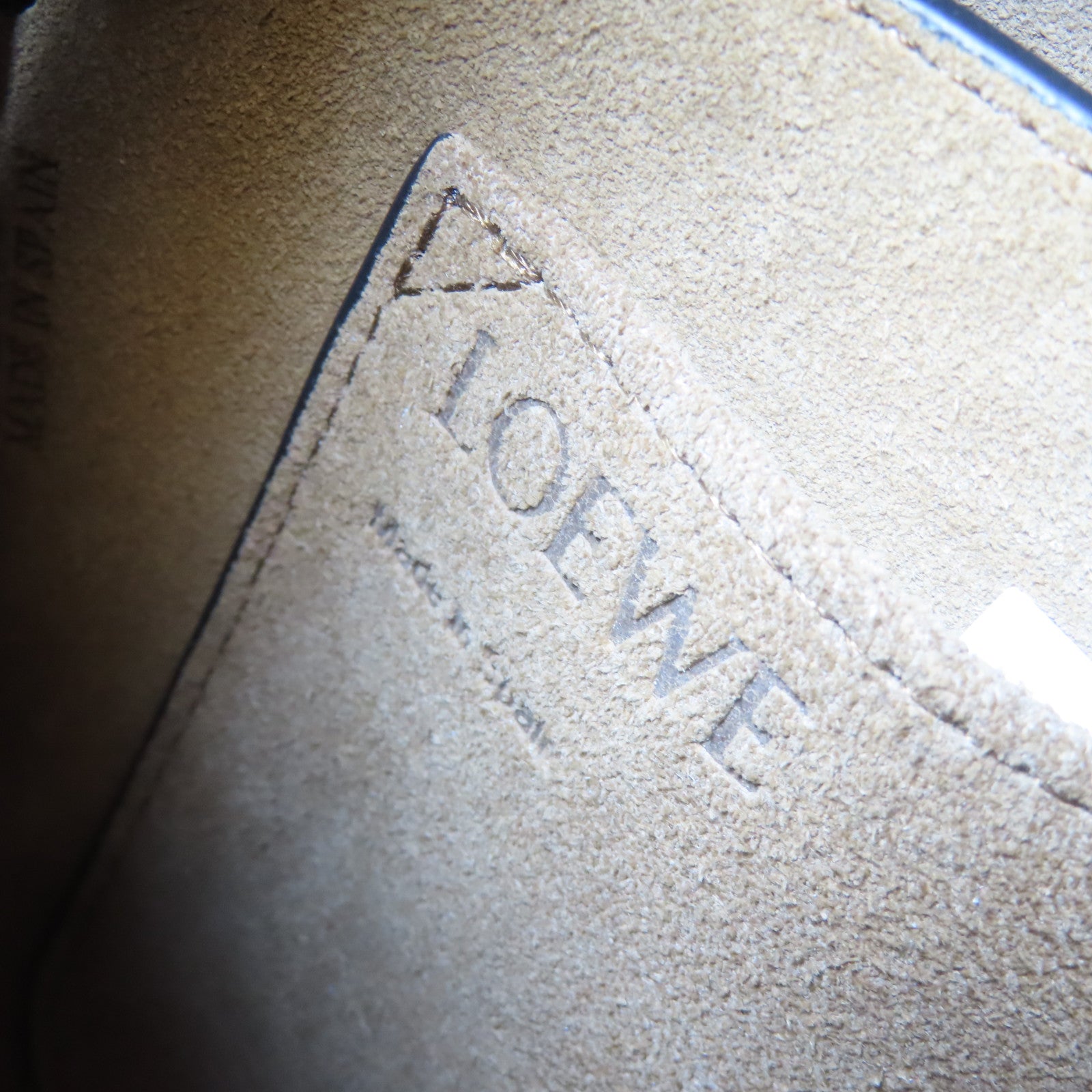 LOEWE 牛皮皮革Small Gate Bag金扣肩背袋灰色