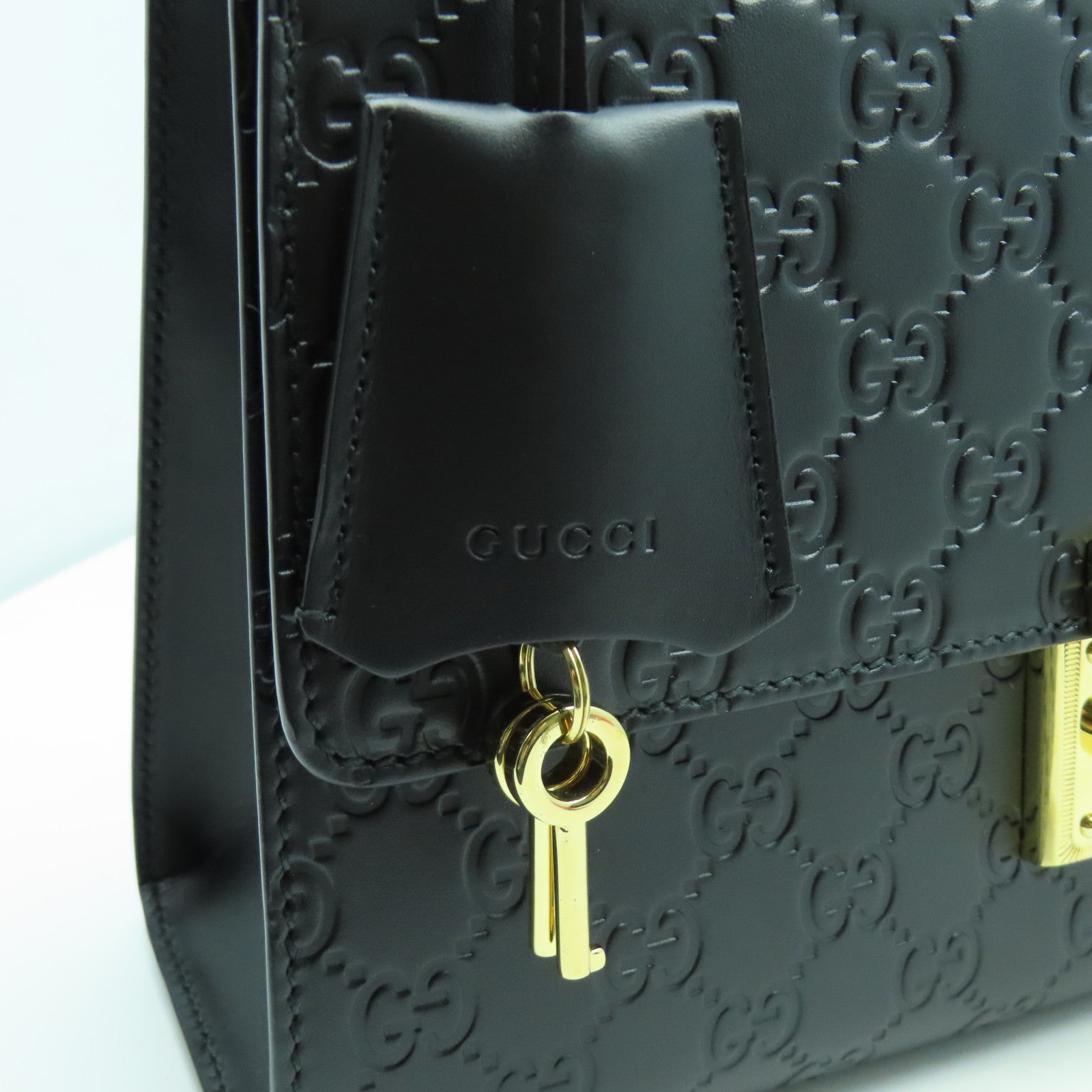GUCCI 牛皮皮革Shoulder Bag金扣鏈帶肩背袋黑色