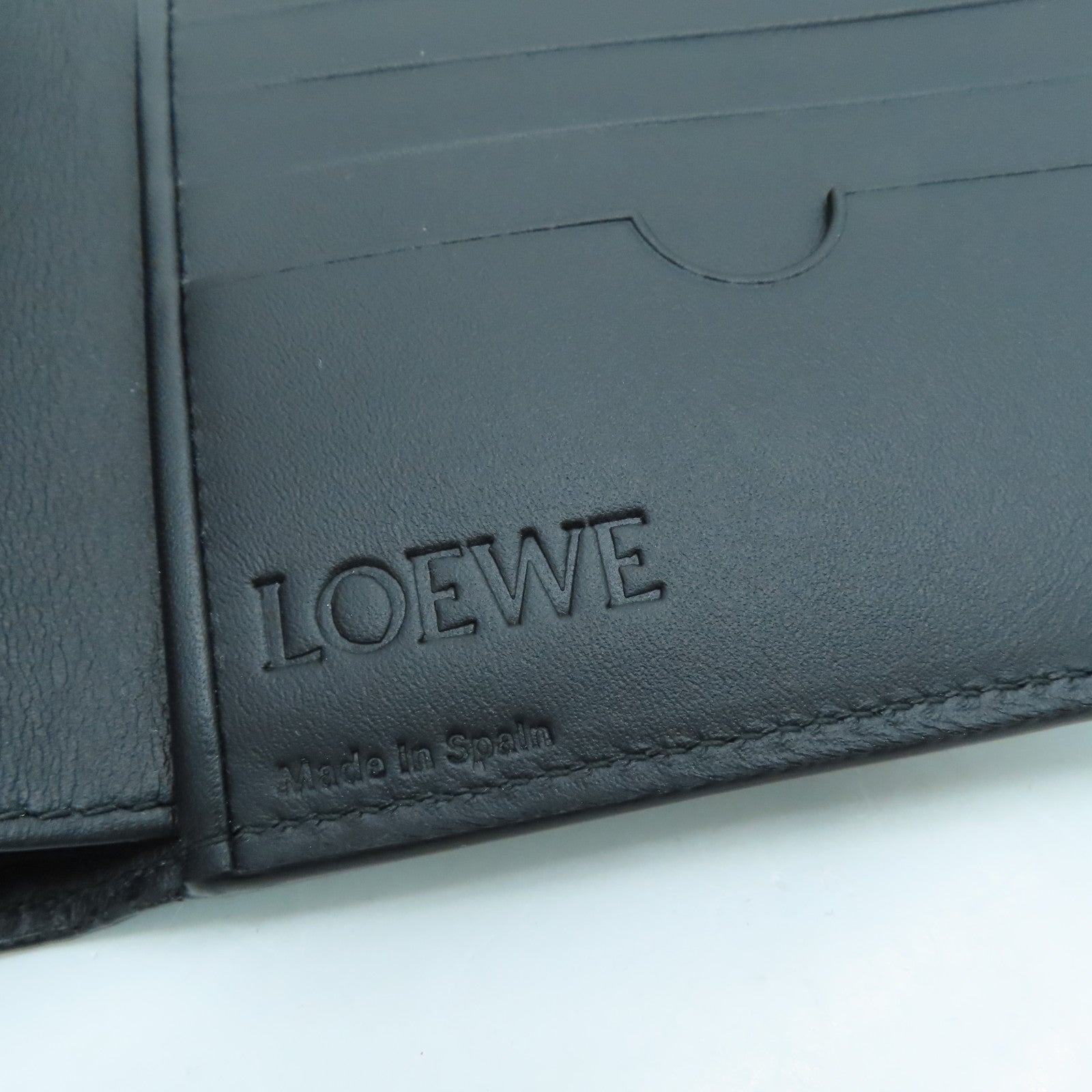 LOEWE 牛皮皮革Wallet钱包黑色