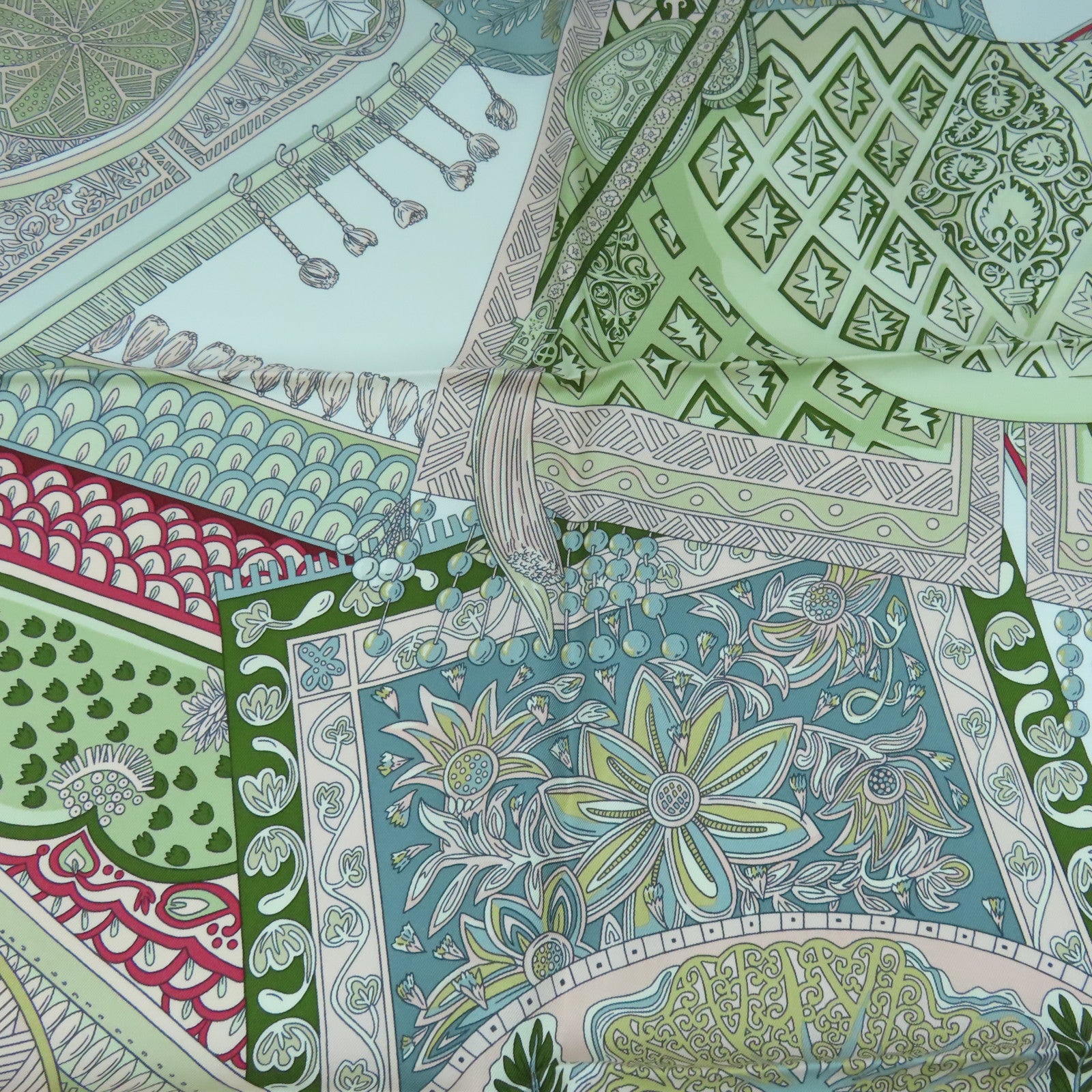 HERMES 絲質Scarf 90x90絲巾粉紅色/白色/多色