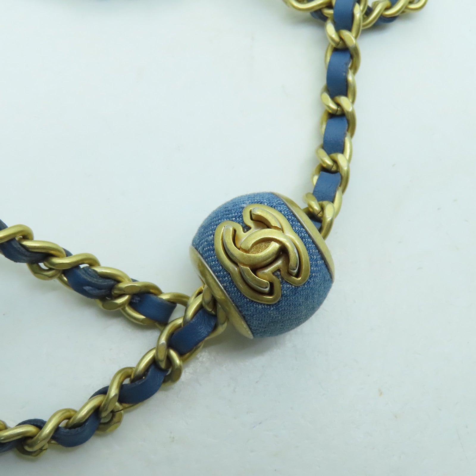 CHANEL 菱格牛仔布Chain Shoulder金扣链带肩背袋蓝色