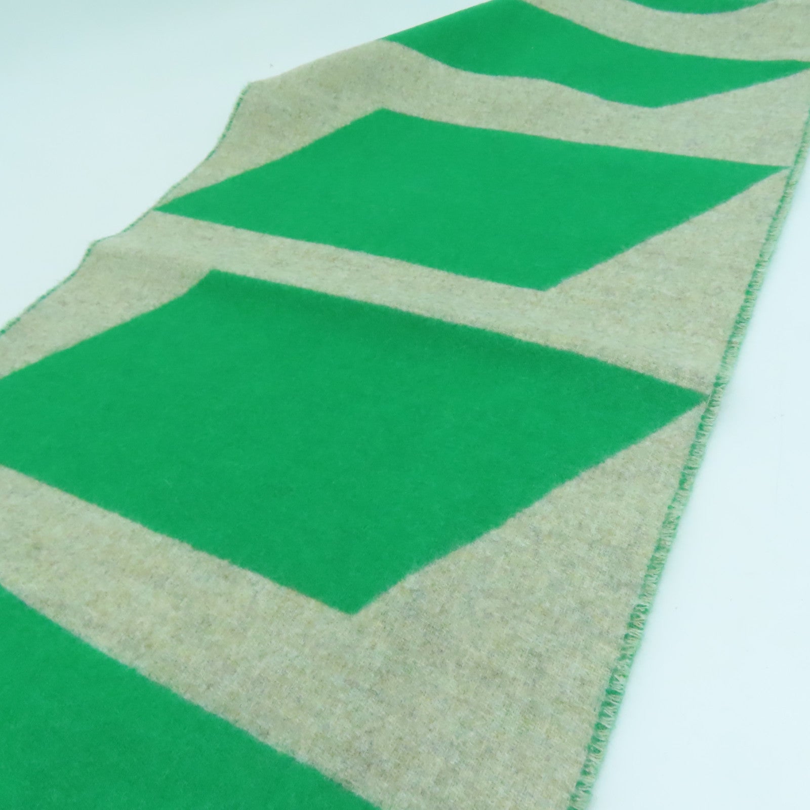 HERMES 羊绒Scarf颈巾33x140cm