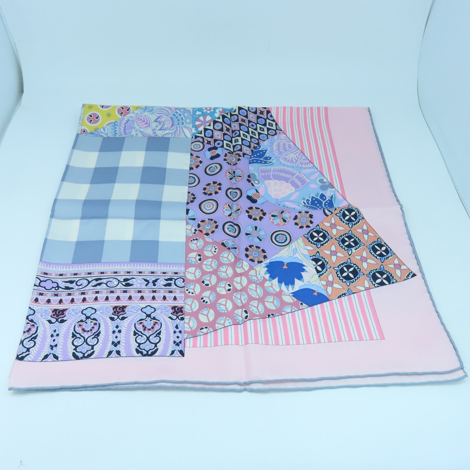 HERMES 【激減優惠】絲質Scarf 90x90絲巾粉紅色/紫色/多色