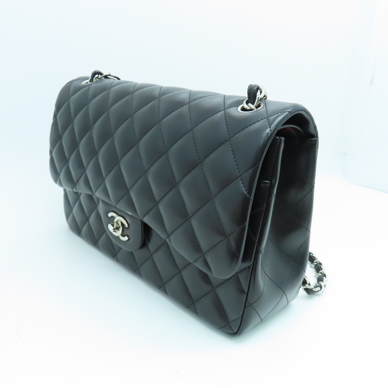 CHANEL 菱格羊皮皮革Classic Chain Shoulder银扣手挽肩背两用袋黑色