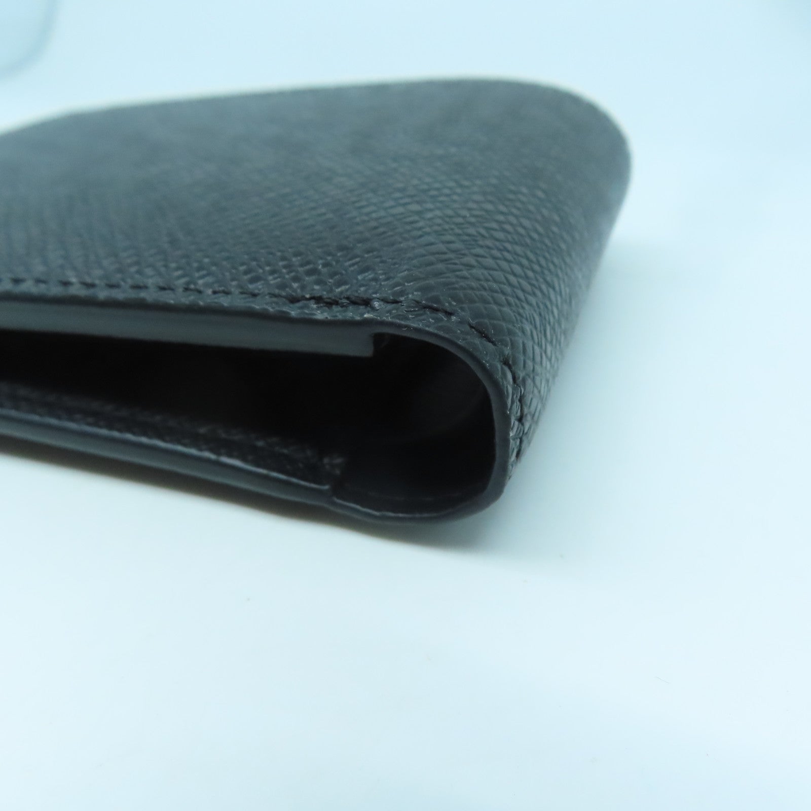 LOUIS VUITTON Taiga Multiple Wallet銀扣錢包黑色