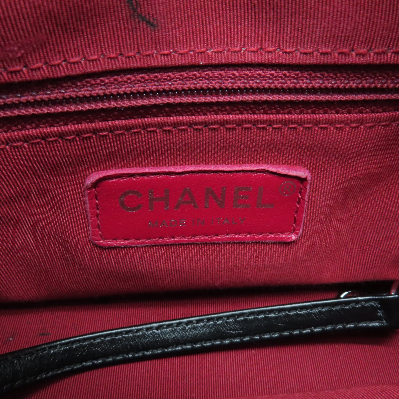 CHANEL 菱格牛皮皮革Gabrielle Small金扣/銀扣手挽肩背兩用袋黑色