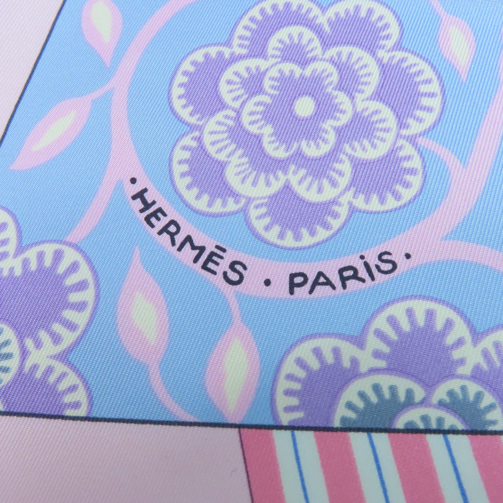 HERMES 【激減優惠】絲質Scarf 90x90絲巾粉紅色/紫色/多色