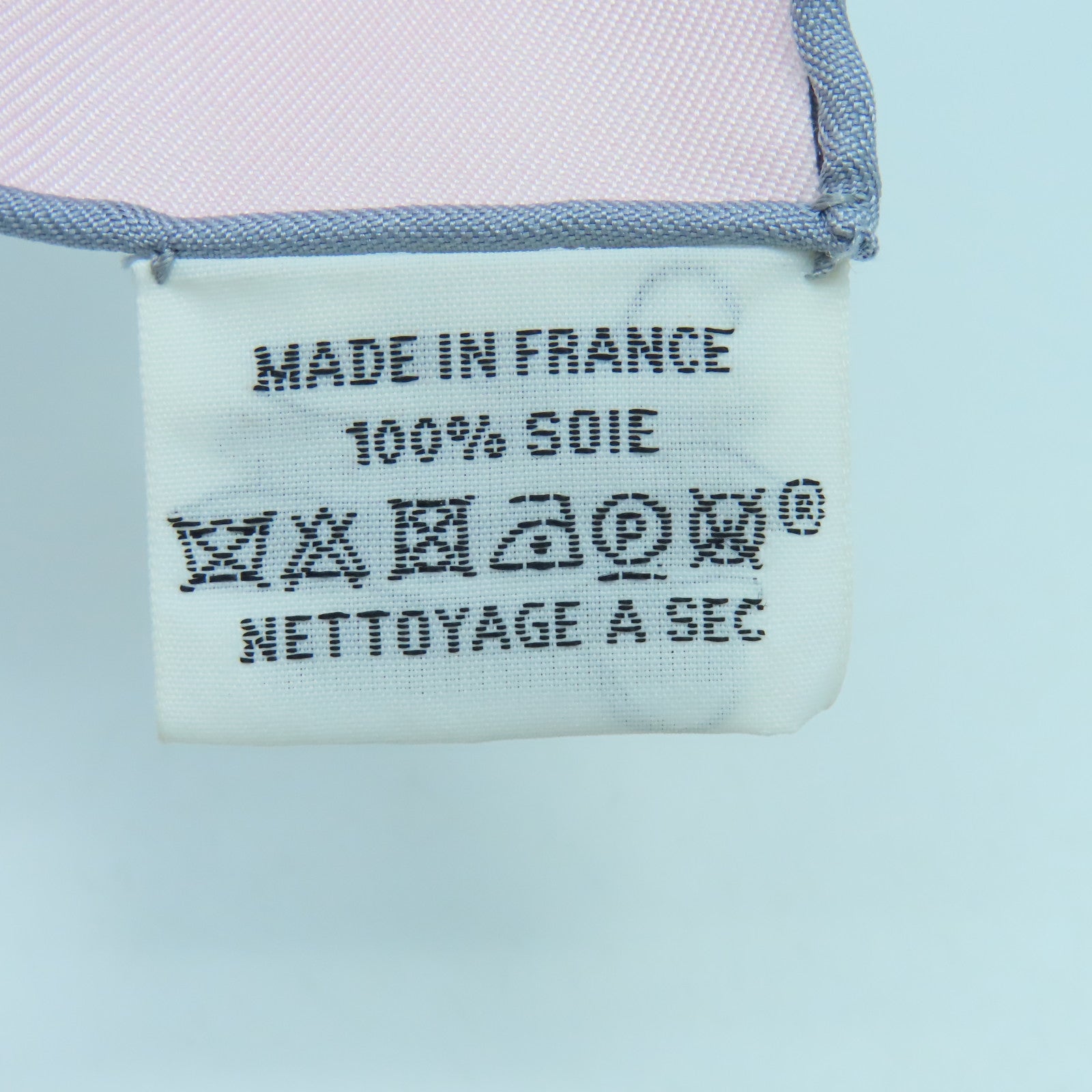 HERMES 【激減優惠】絲質Scarf 90x90絲巾粉紅色/紫色/多色