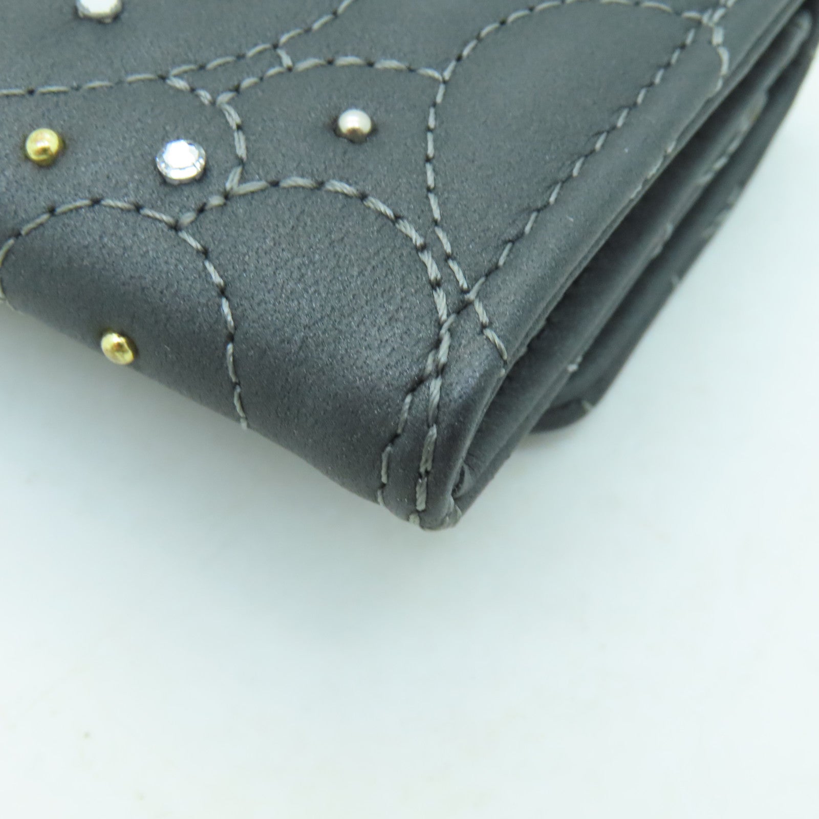 CHANEL 羊皮皮革Card Case銀扣卡片套灰色