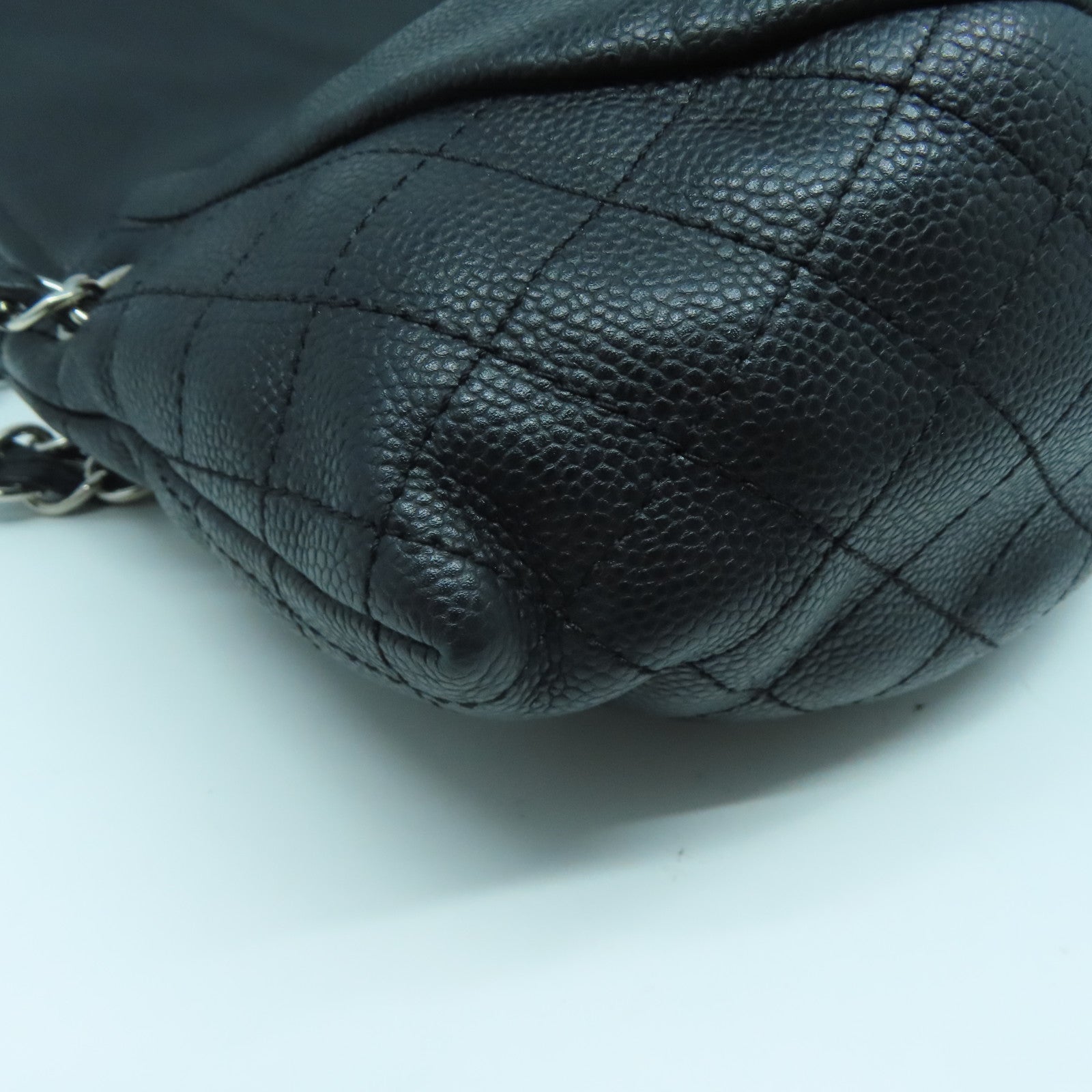 CHANEL 菱格Caviar皮革Chain Shoulder銀扣手挽肩背兩用袋黑色
