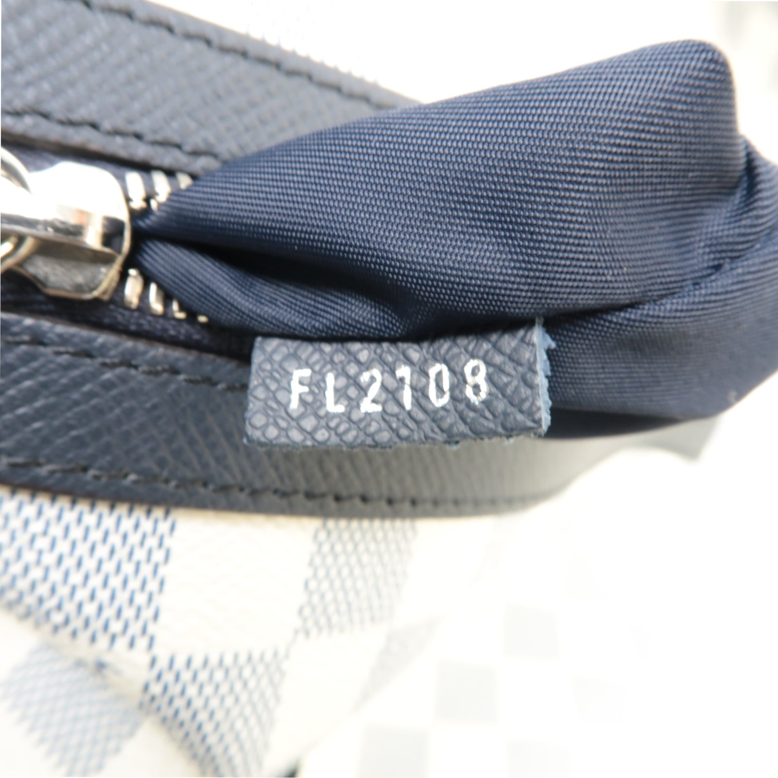 LOUIS VUITTON Damier Coast Matchpoint Backpack銀扣背包白色/深藍色