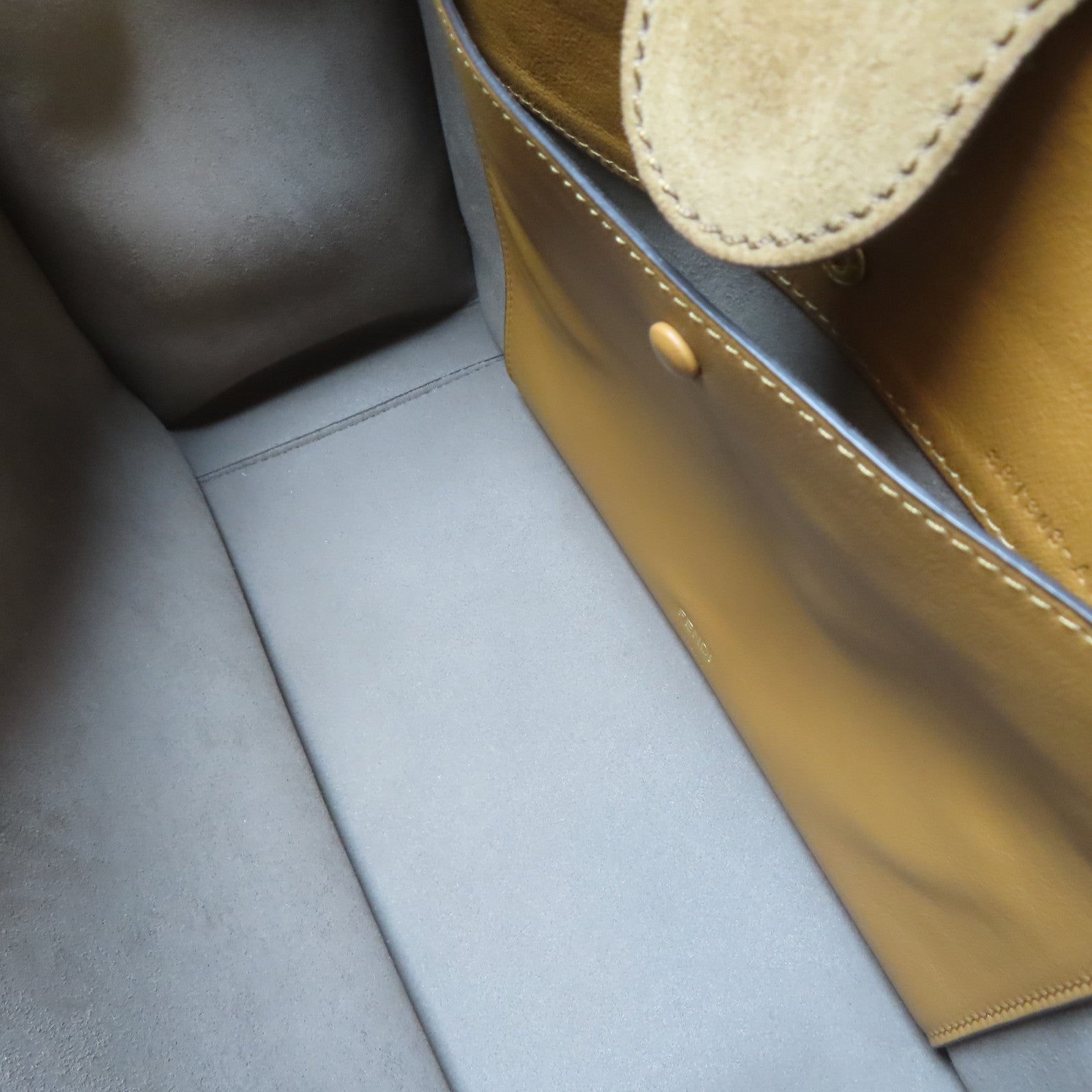 FENDI 牛皮皮革/麂皮皮革Flip Tote Shoulder Bag金扣手挽肩背兩用袋啡色