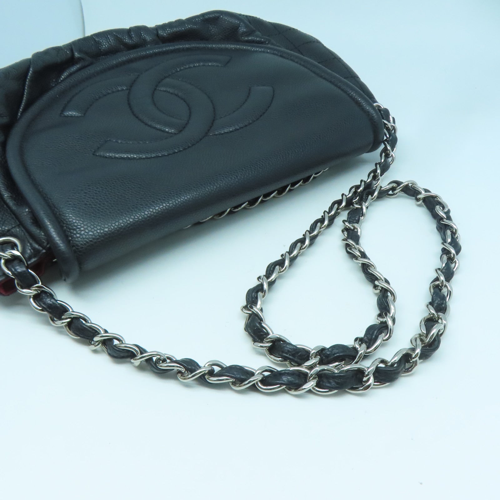 CHANEL 菱格Caviar皮革Chain Shoulder銀扣手挽肩背兩用袋黑色