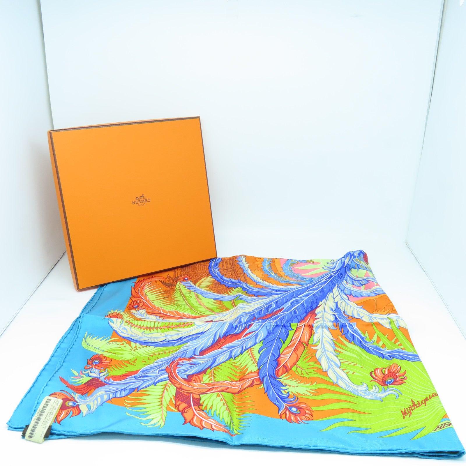 HERMES 丝质90 X 90 Scarf丝巾彩色