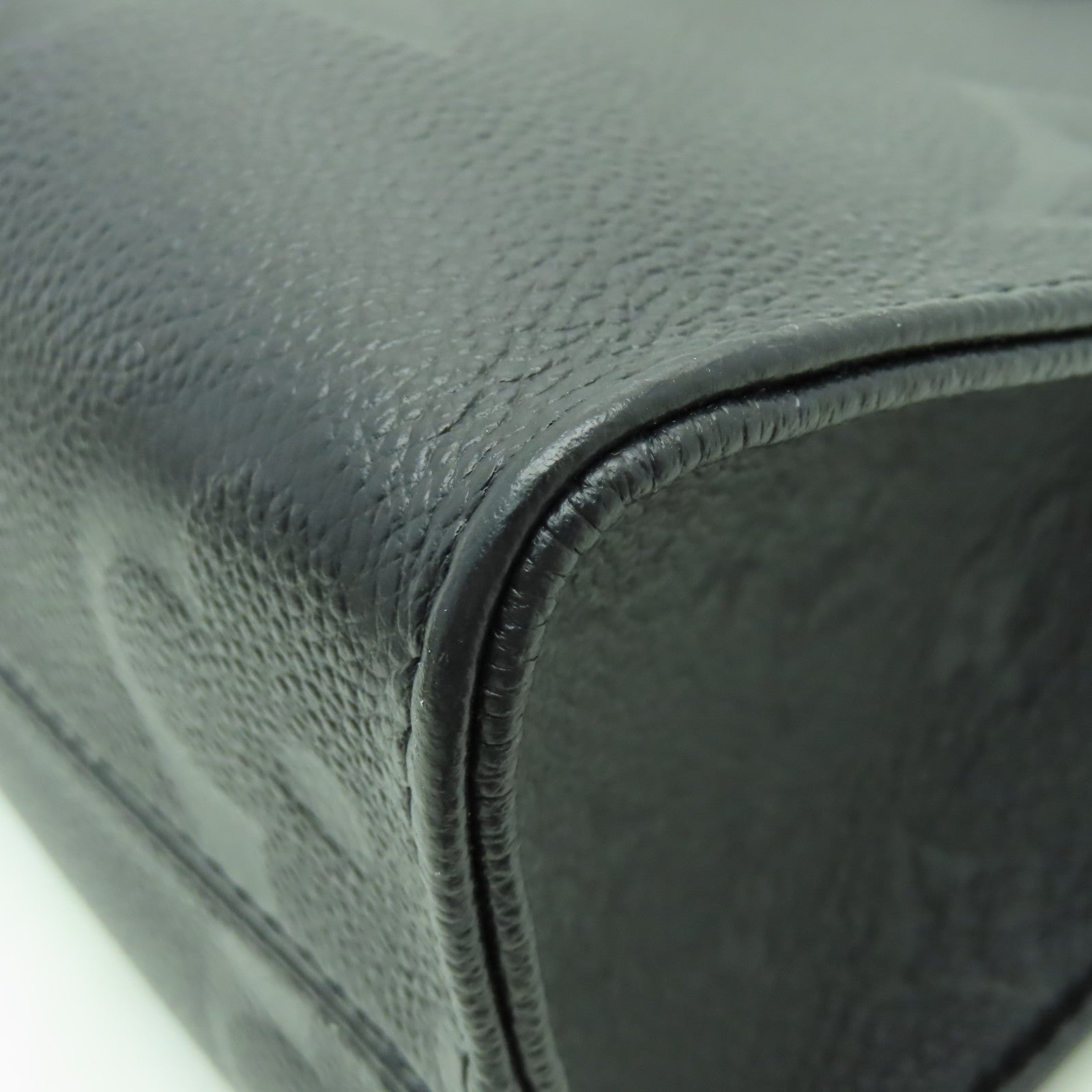 LOUIS VUITTON 【激減優惠】Monogram Empreinte On The Go PM金扣手挽肩背兩用袋黑色