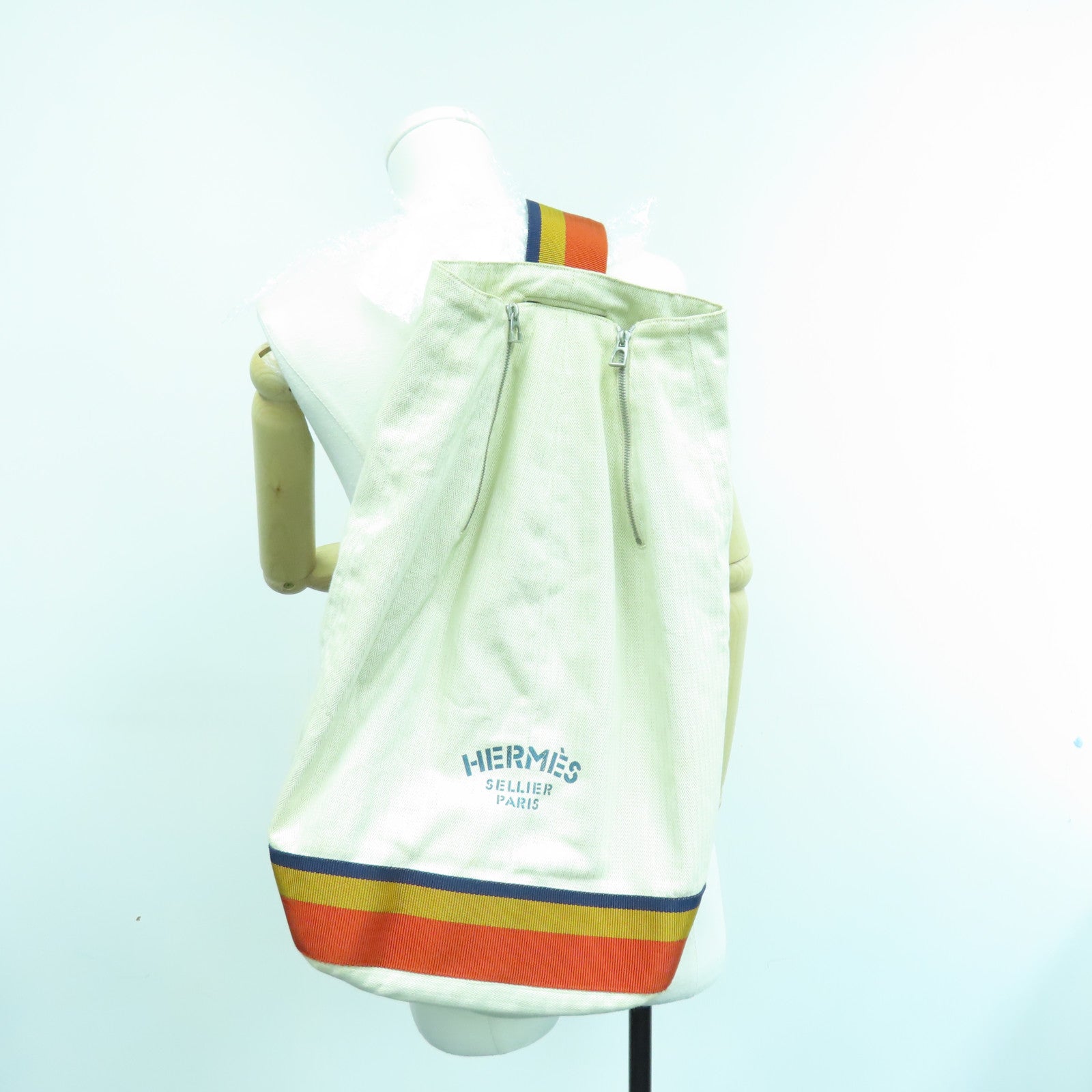 HERMES 帆布Backpack銀扣背包米色