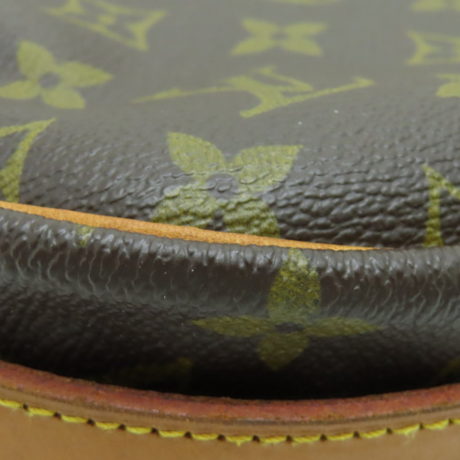 LOUIS VUITTON Monogram Jeune Fille金扣肩背袋棕色