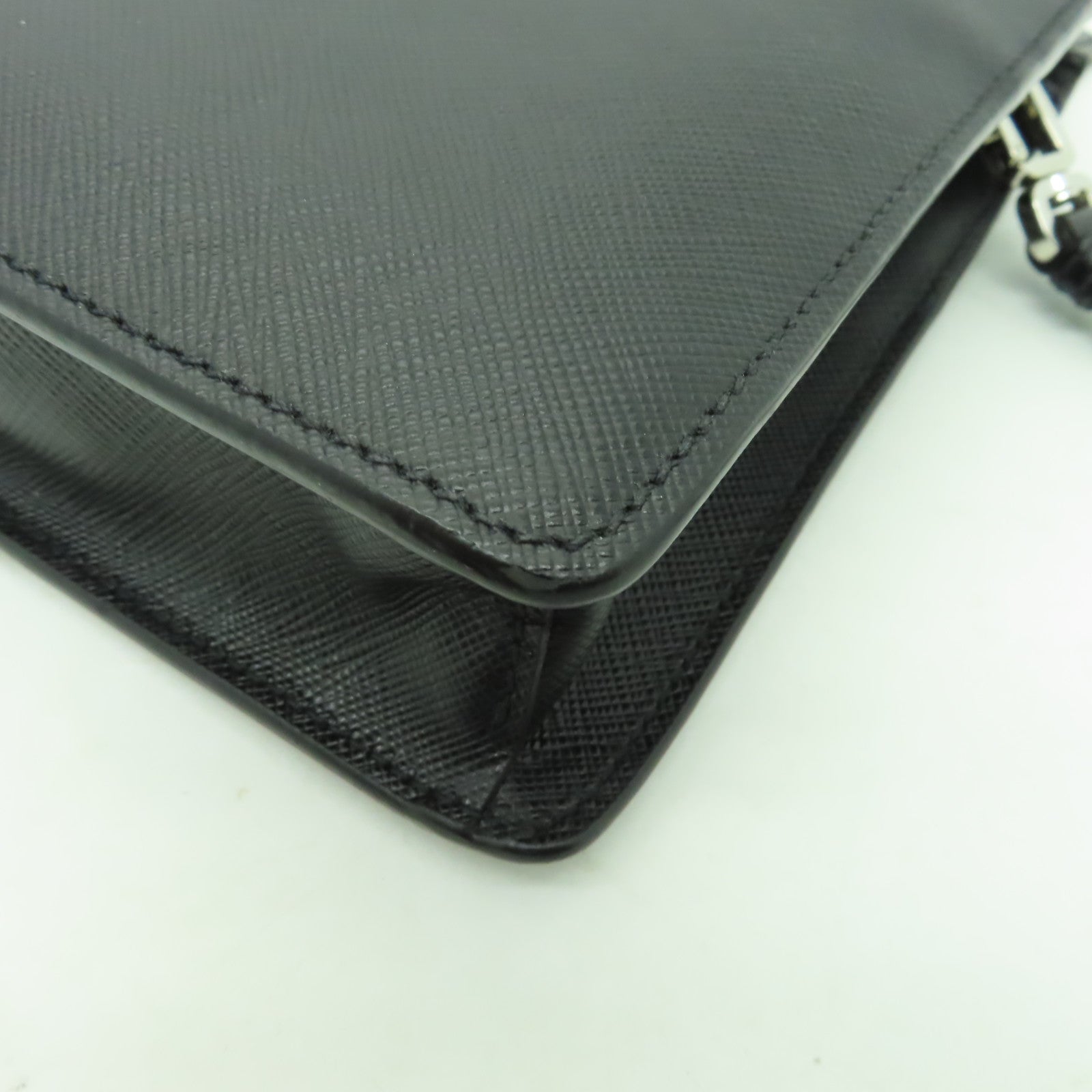 PRADA 牛皮皮革Clutch Bag銀扣手拿包黑色