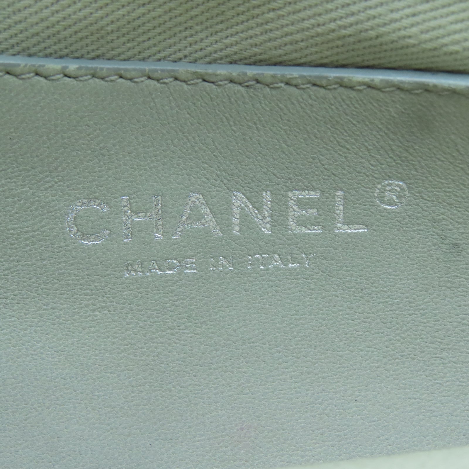CHANEL rhombic cowhide leather Chain Shoulder silver buckle gray