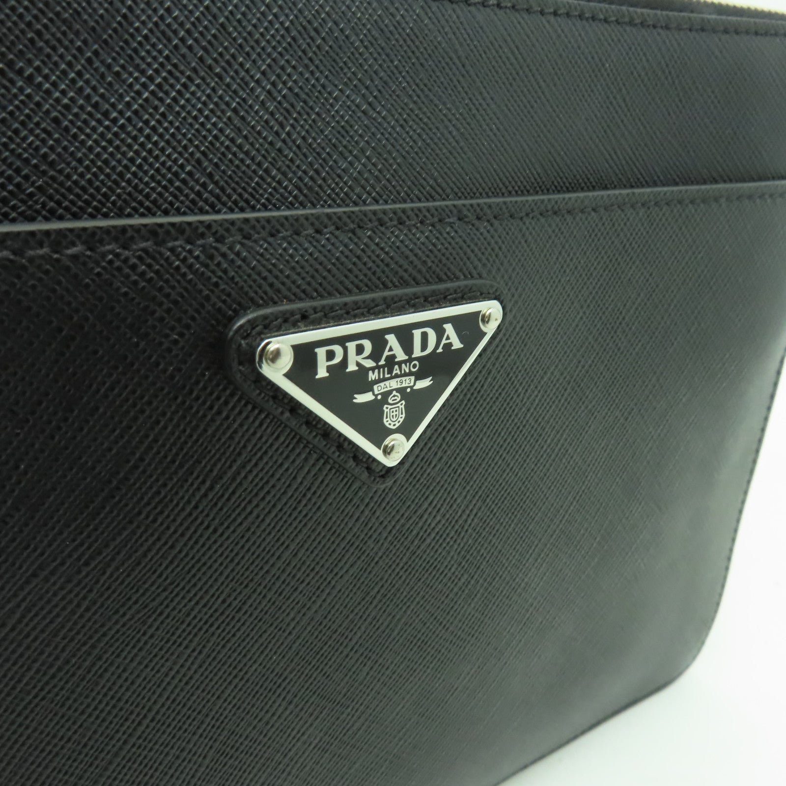 PRADA 牛皮皮革Clutch Bag銀扣手拿包黑色