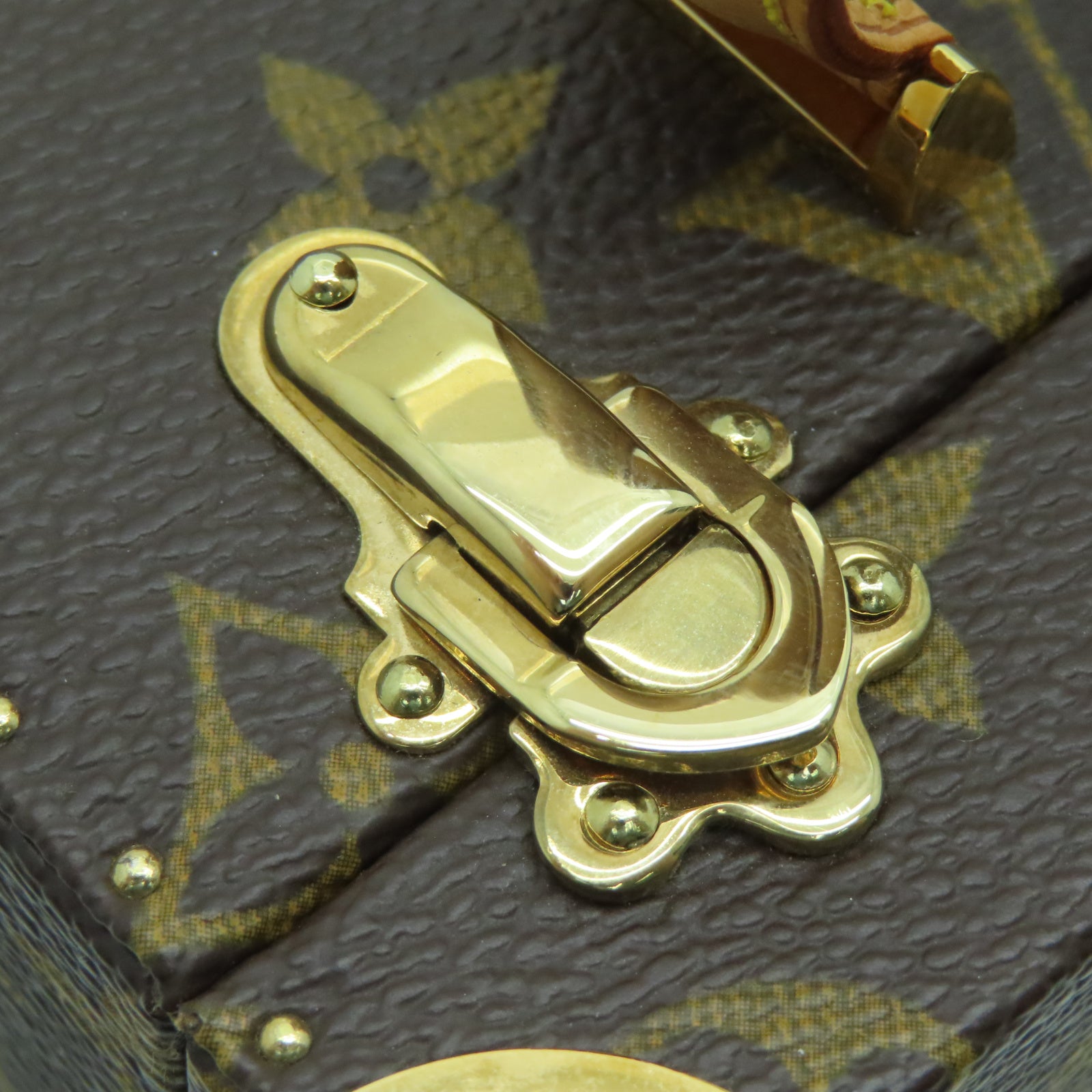 LOUIS VUITTON 【激減優惠】Monogram Panda Jewelry Bag金扣手挽袋棕色