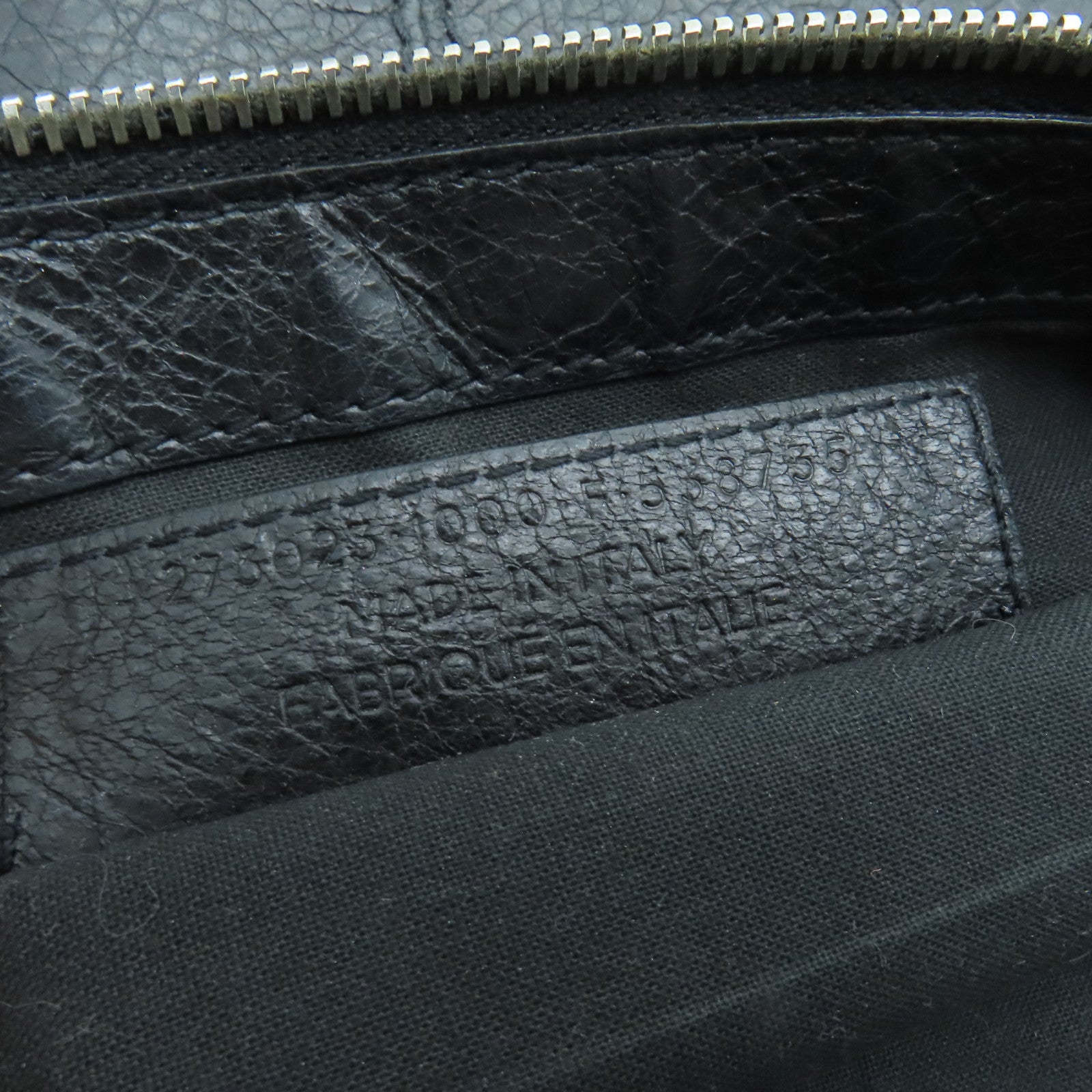 BALENCIAGA 牛皮皮革Clutch Bag银扣手拿包黑色