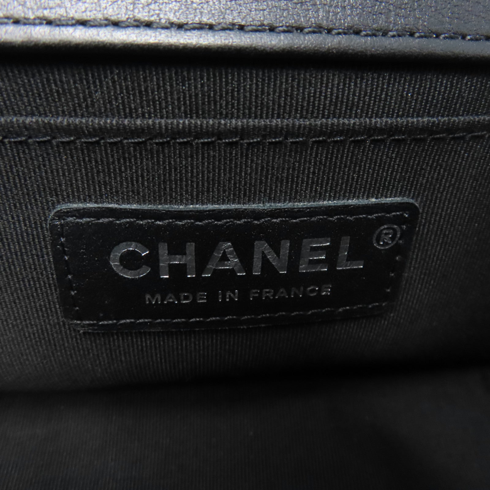 CHANEL 菱格羊皮皮革Boy Chanel銀扣鏈帶肩背袋黑色
