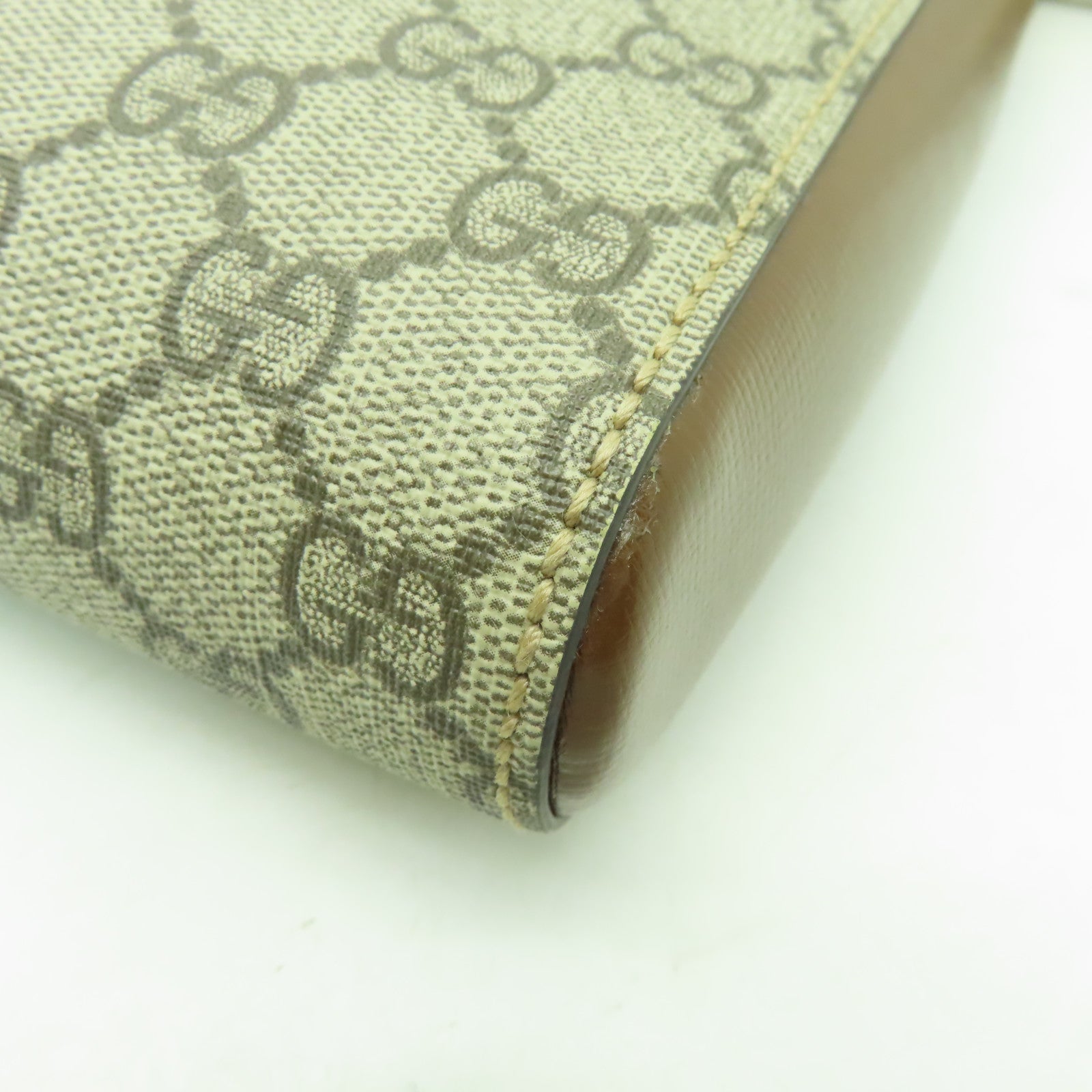 GUCCI 塗層帆布GG Supreme金扣肩背袋啡色