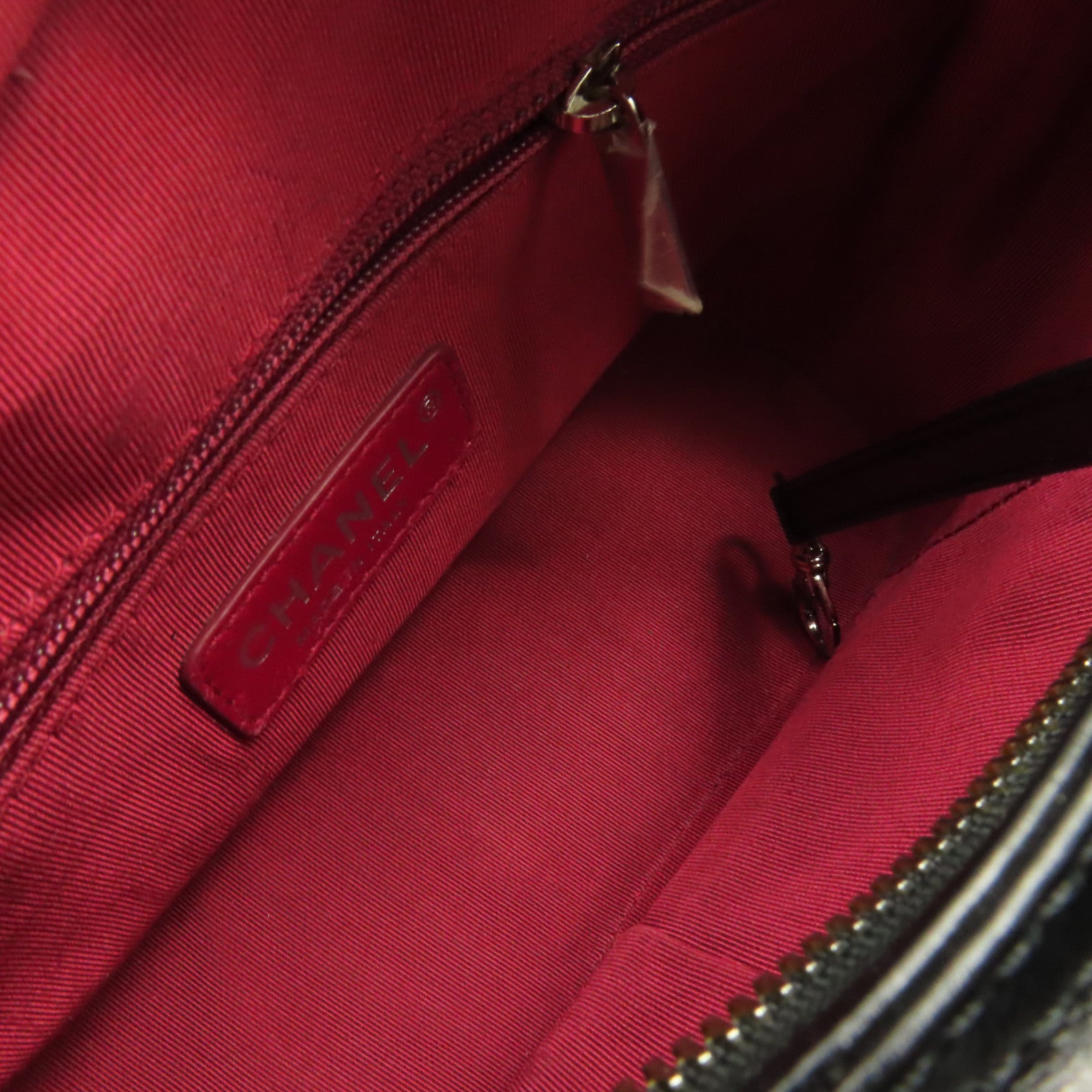 CHANEL 菱格羊皮皮革Gabrielle Hobo Small Chain Shoulder Bag金扣鏈帶肩背袋黑色