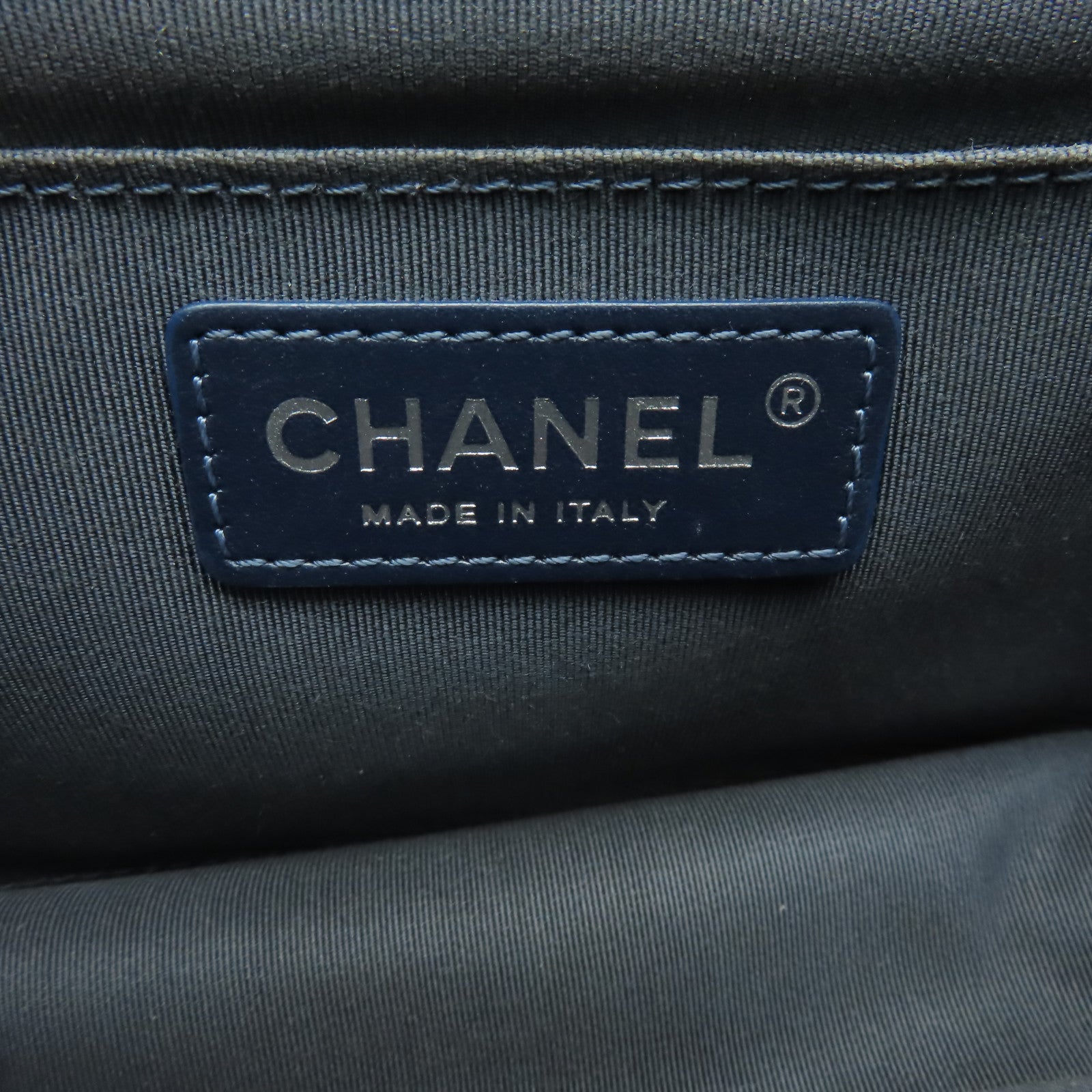CHANEL 菱格Caviar皮革Chain Shoulder銀扣鏈帶肩背袋藍色