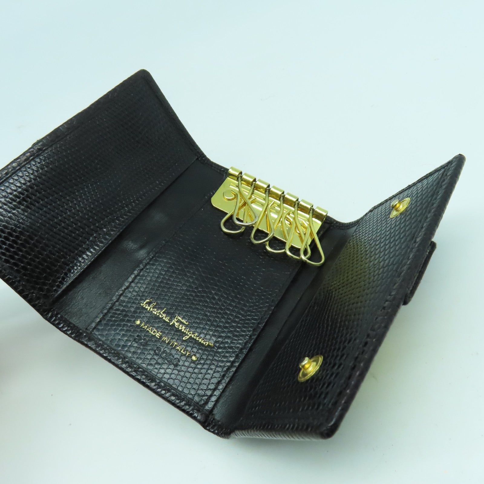 Salvatore Ferragamo 牛皮皮革Key Case金扣鎖匙包黑色