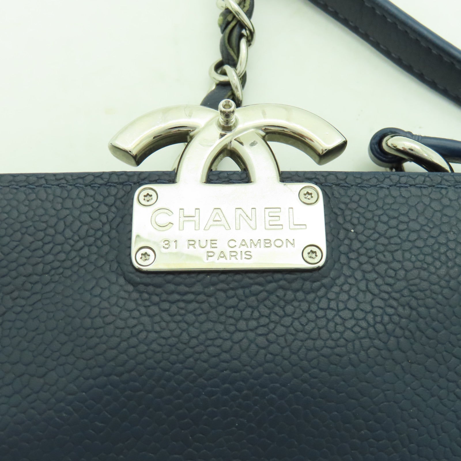 CHANEL 菱格Caviar皮革Chain Shoulder銀扣鏈帶肩背袋藍色