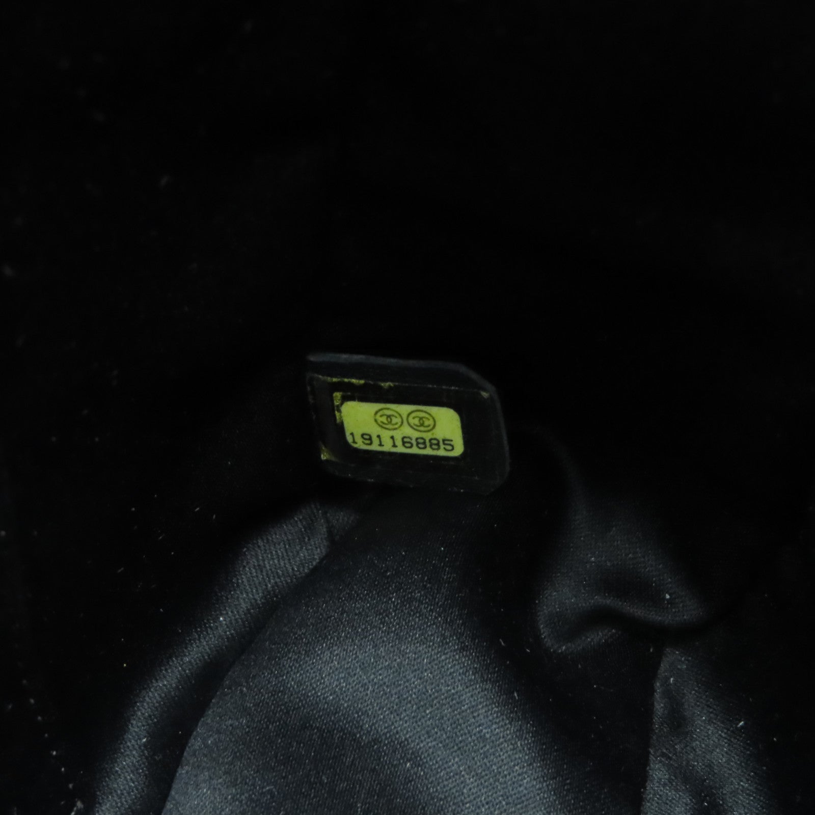 CHANEL 菱格牛皮皮革GST銀扣手挽袋黑色